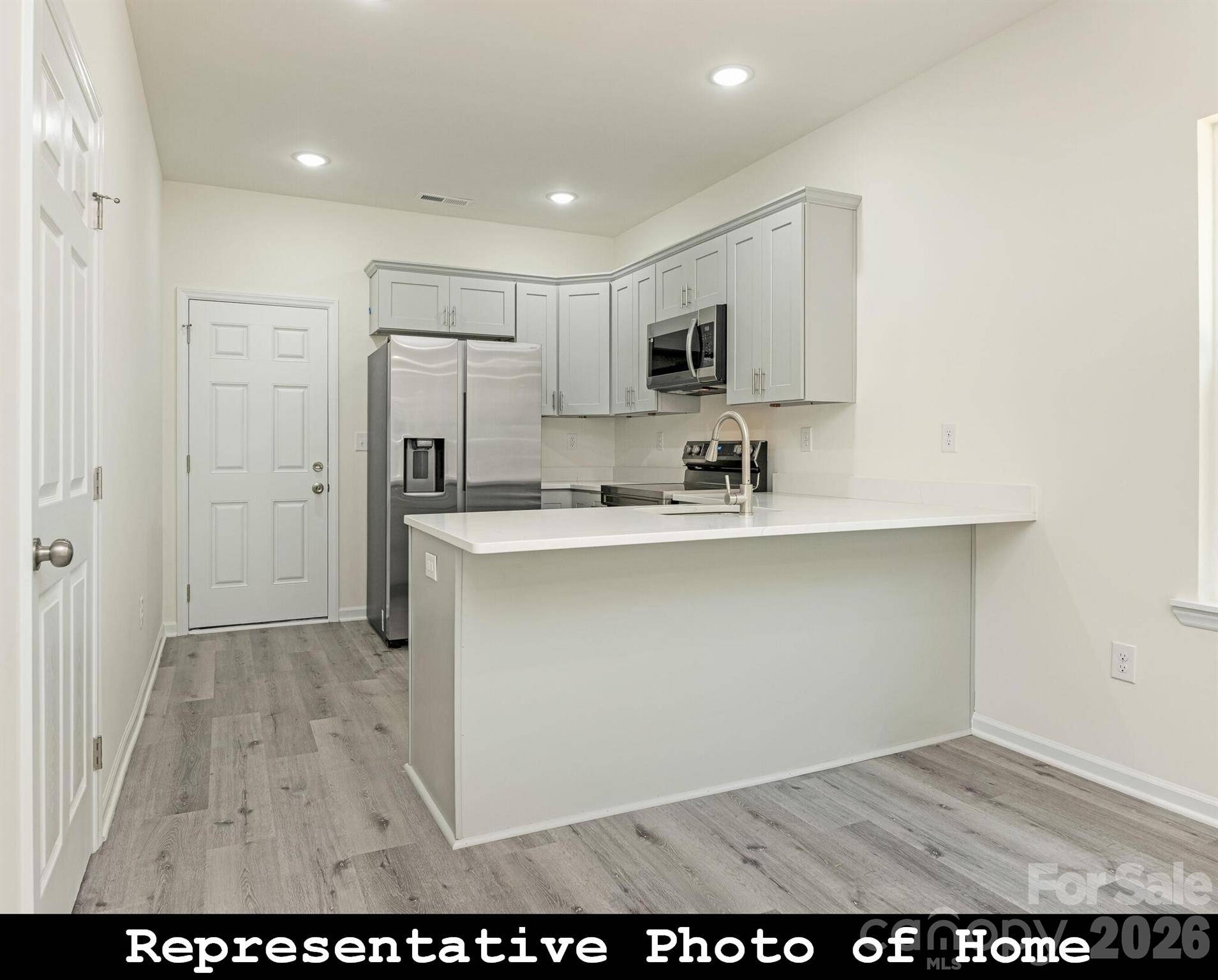 962 S Hoskins RD, Charlotte, NC 28208