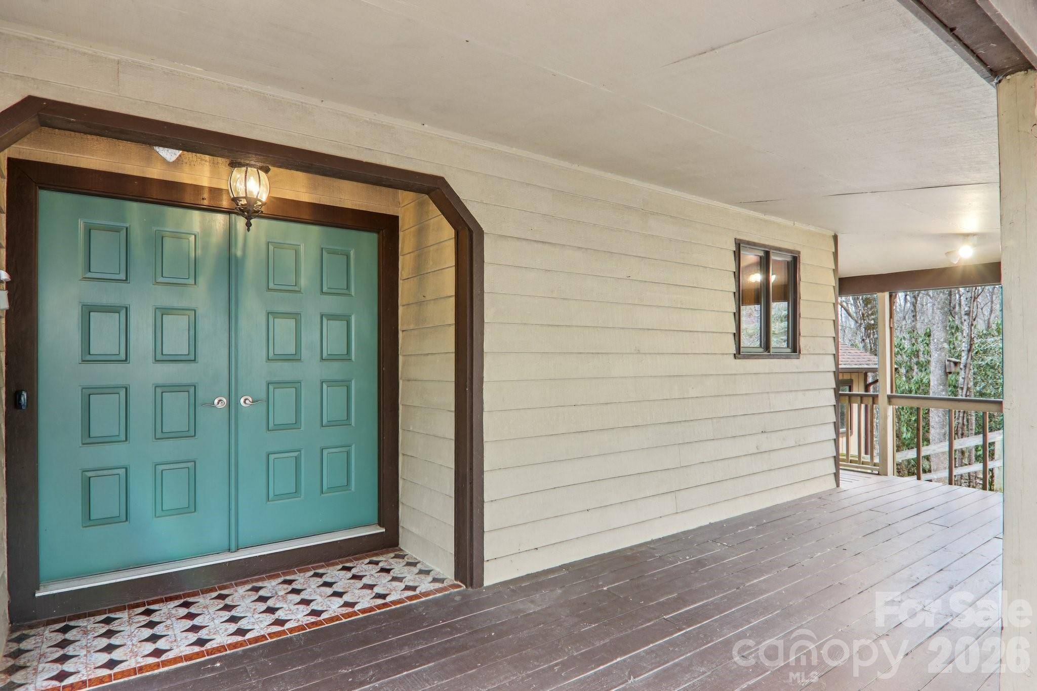 71 N Setsi LN, Brevard, NC 28712