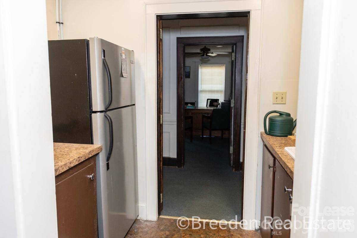 204 E McDowell ST #A, Morganton, NC 28655