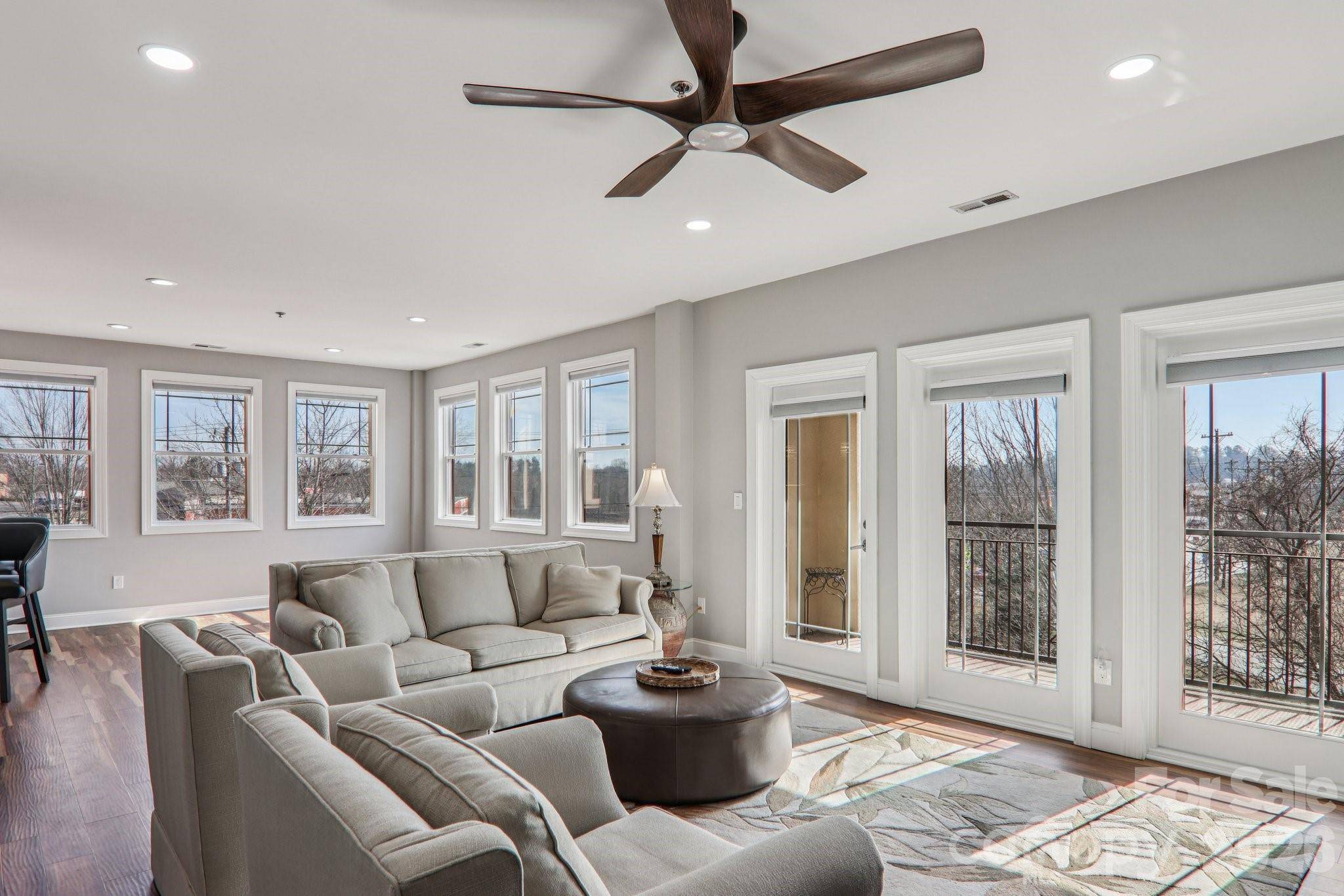 475 S Church ST #E, Hendersonville, NC 28792