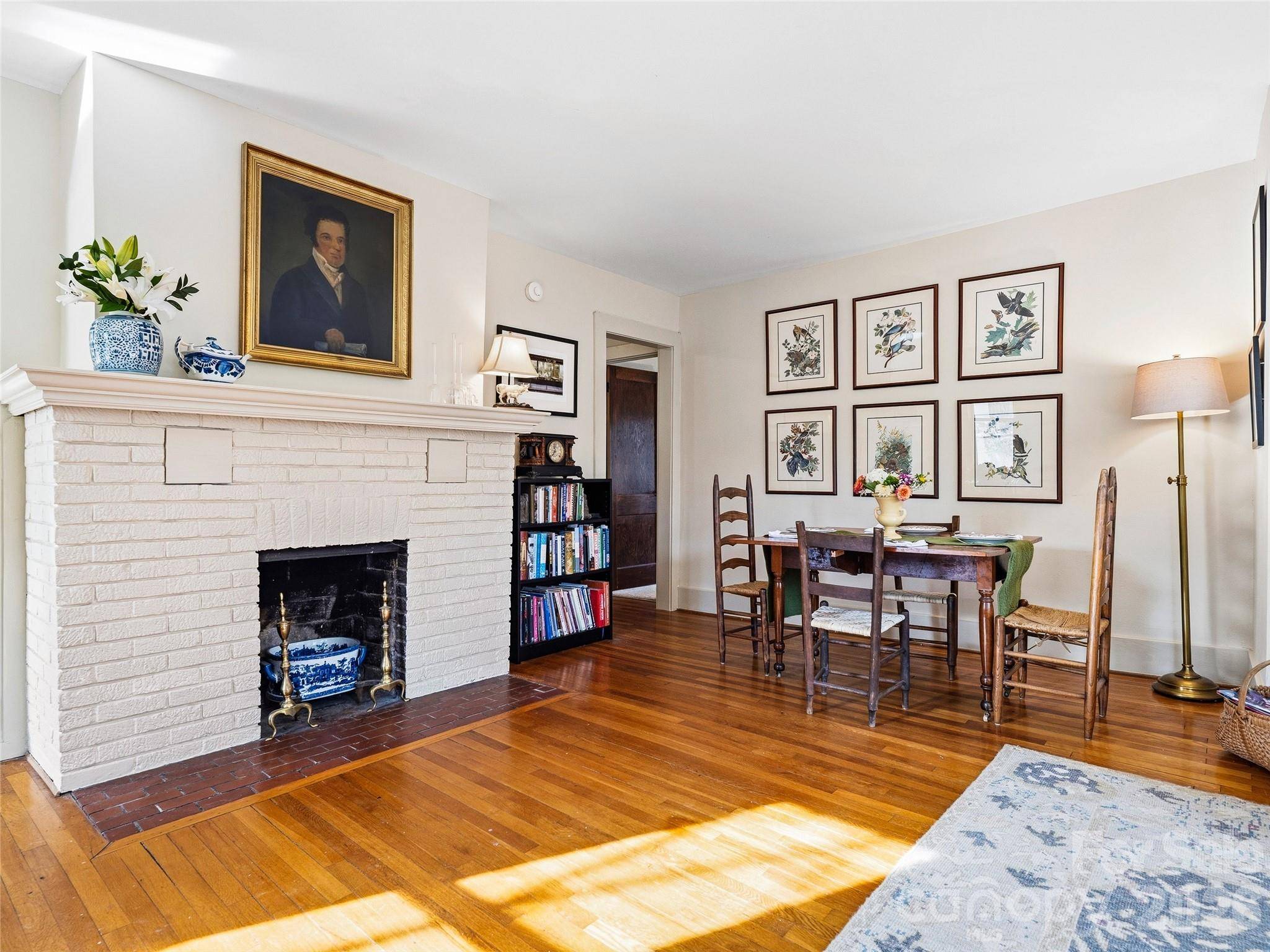 4 Duke ST, Asheville, NC 28803