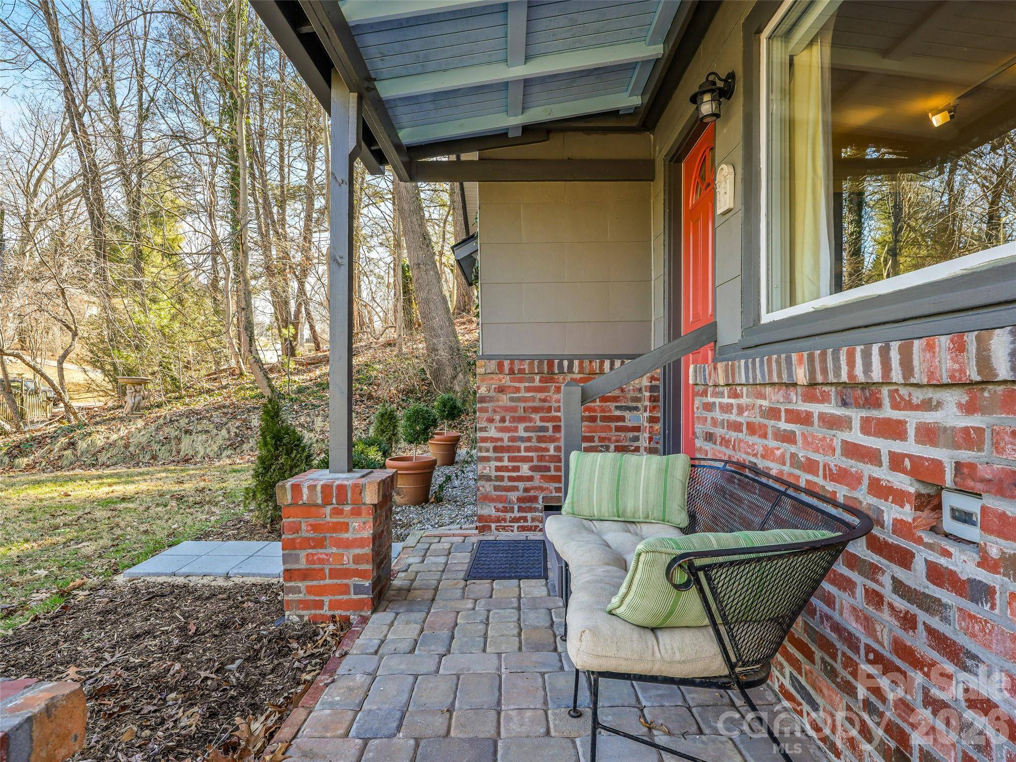 45 Shady Oak DR, Asheville, NC 28803
