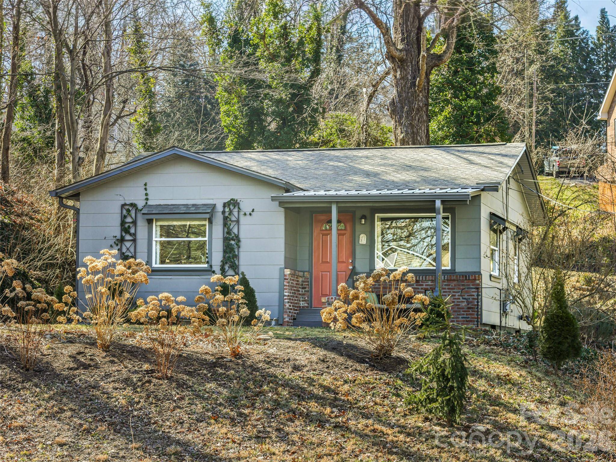 45 Shady Oak DR, Asheville, NC 28803