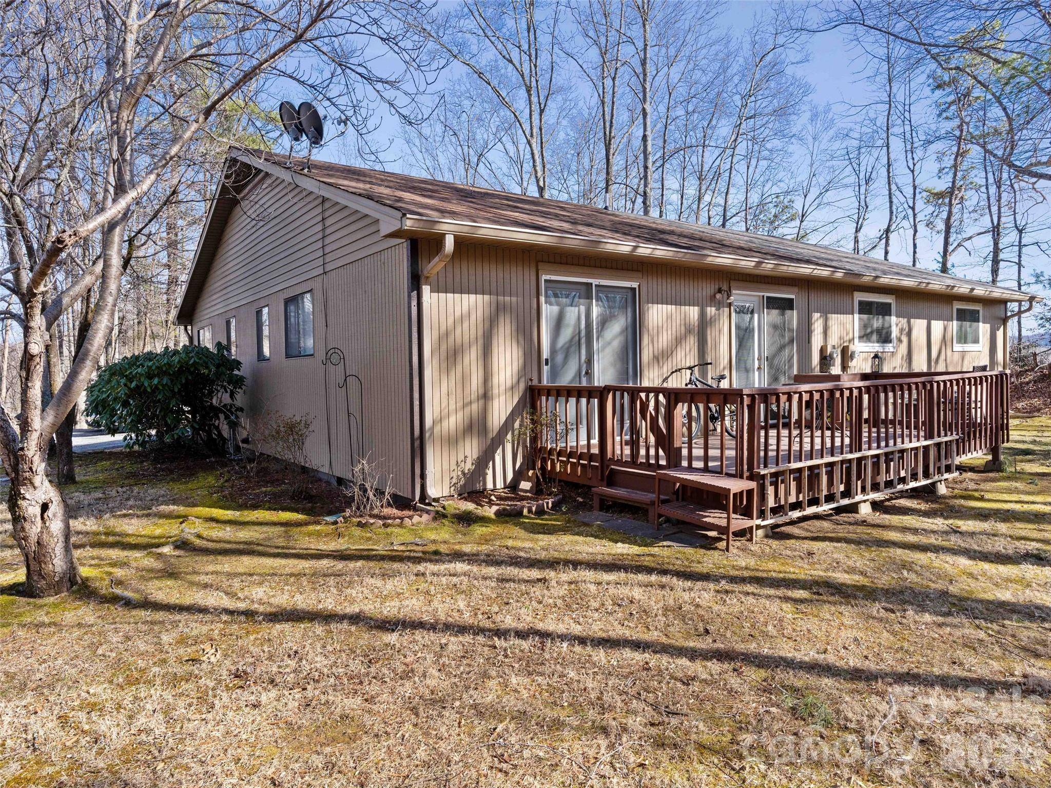 193 Freedom RD, Hendersonville, NC 28792