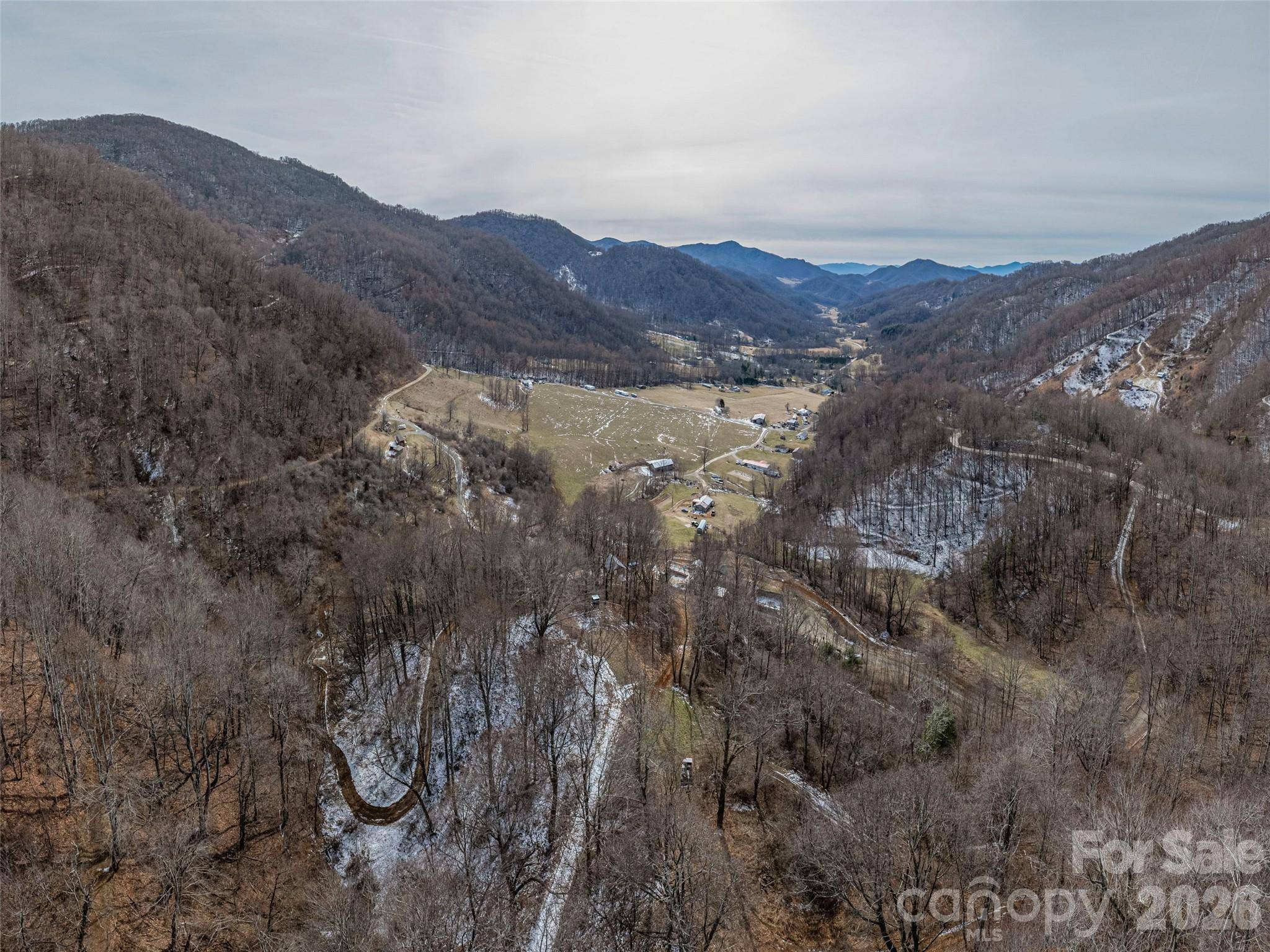 00 Max Patch RD, Clyde, NC 28721