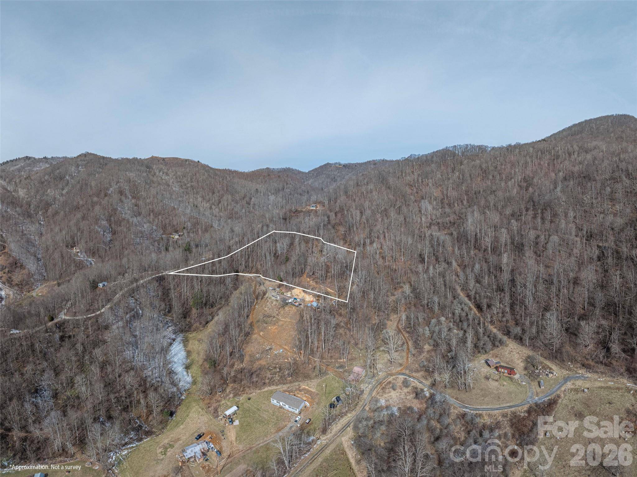 00 Max Patch RD, Clyde, NC 28721