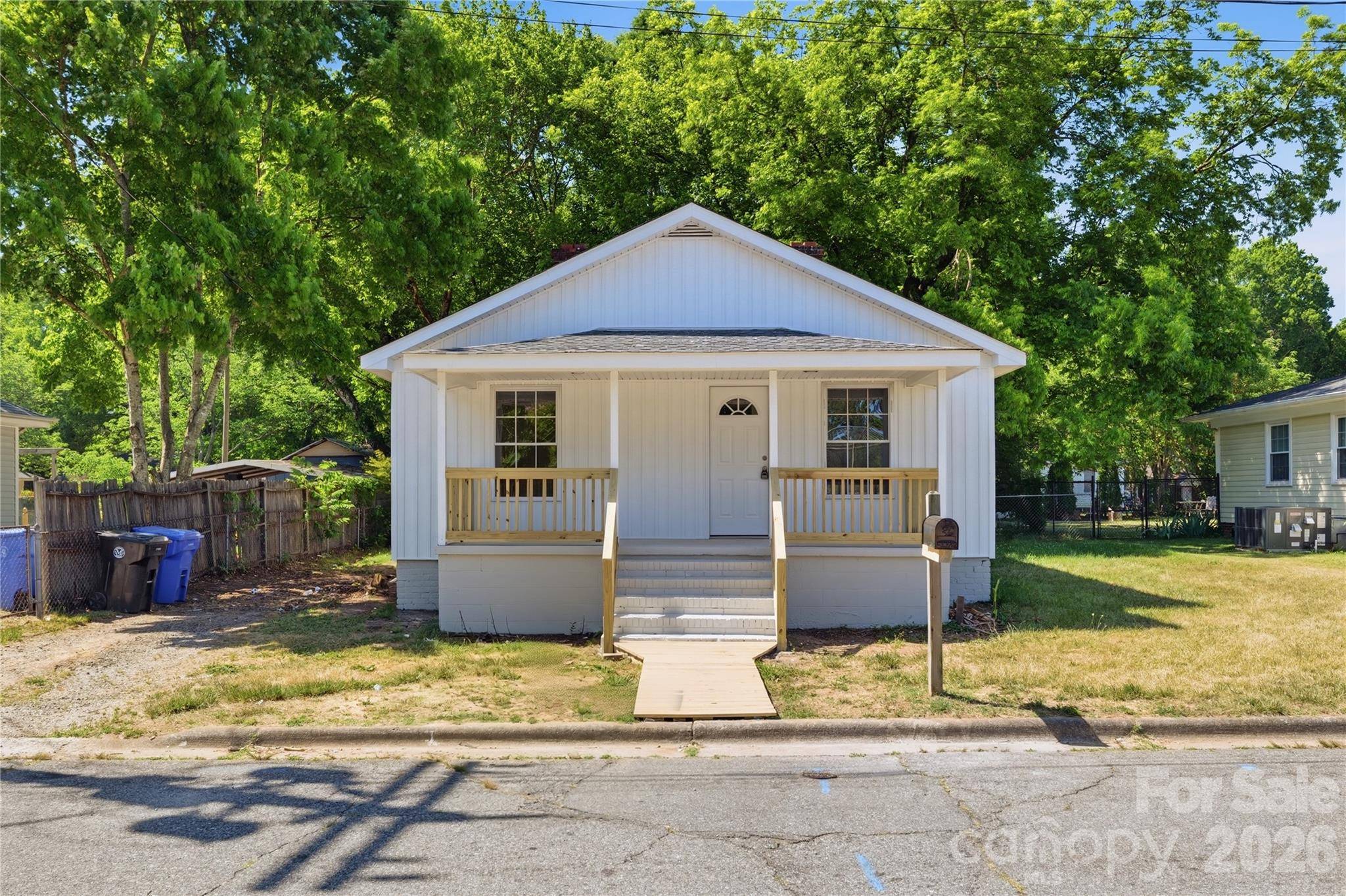 92 Spencer AVE, Mooresville, NC 28115