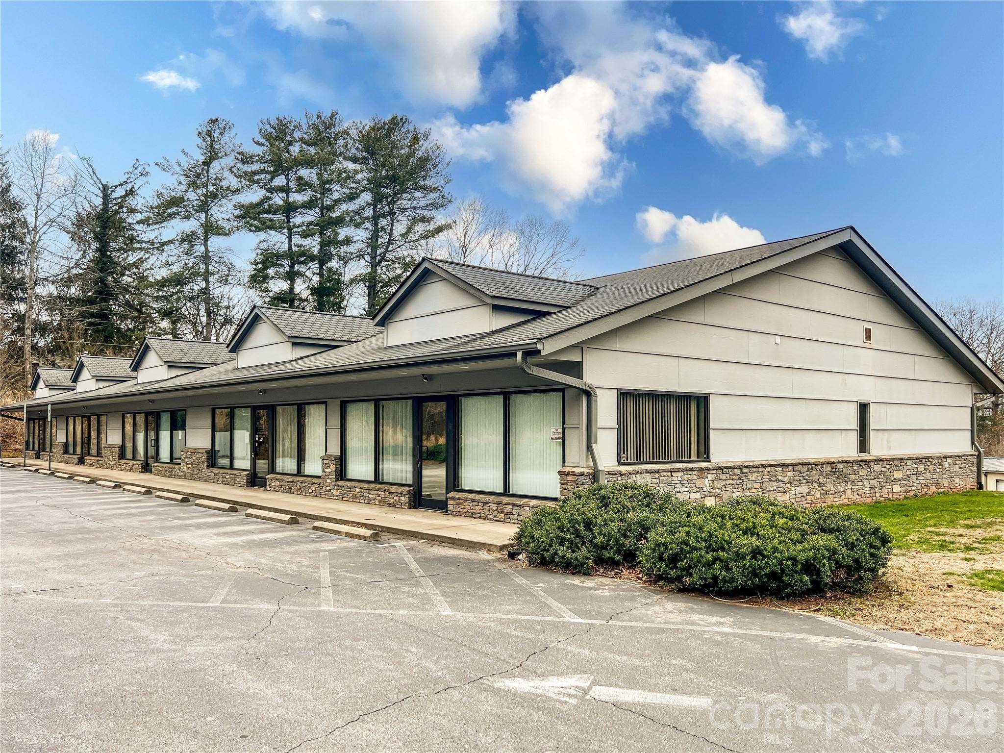 3179 Sweeten Creek RD, Asheville, NC 28803