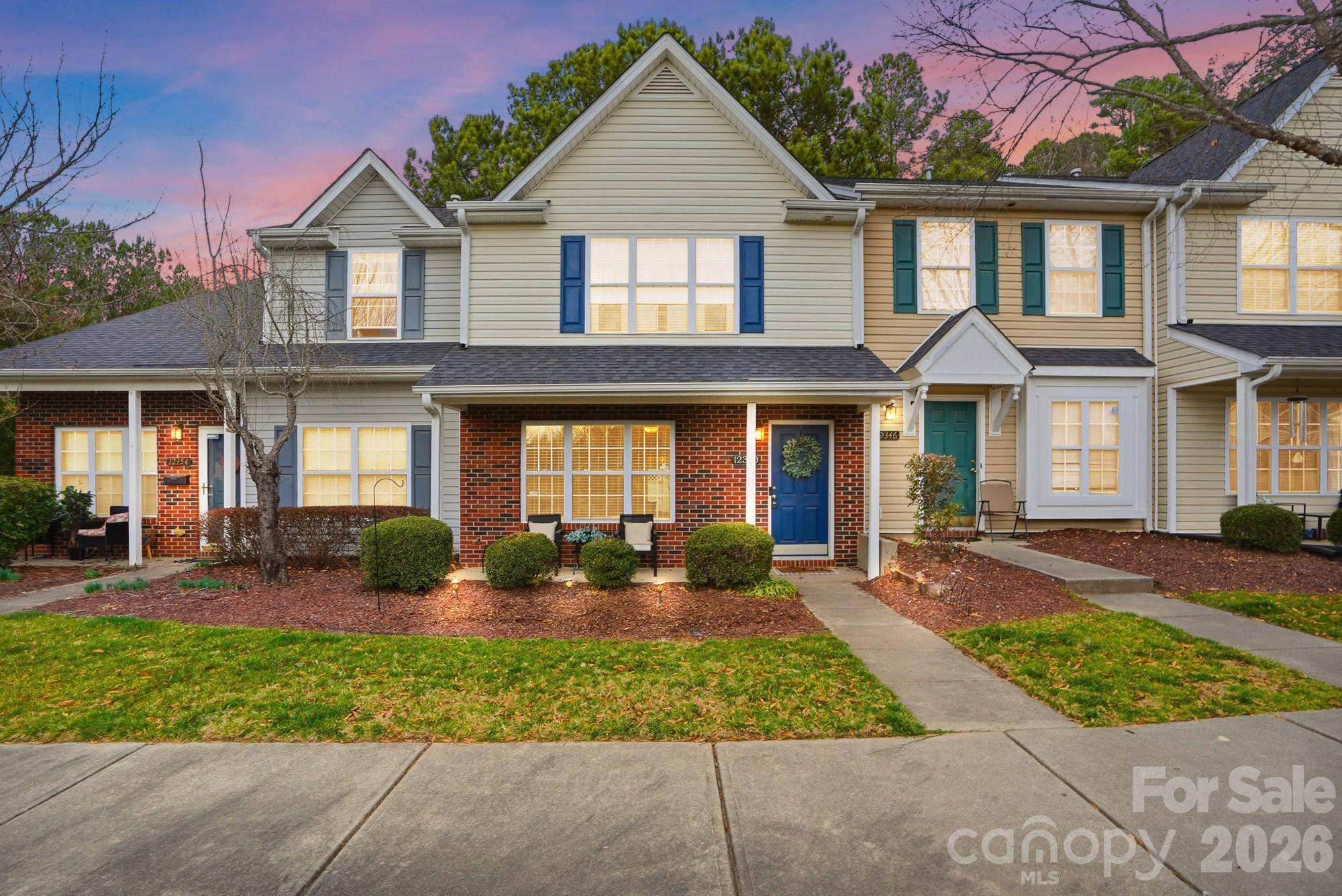 12350 Hennigan Place LN, Charlotte, NC 28214