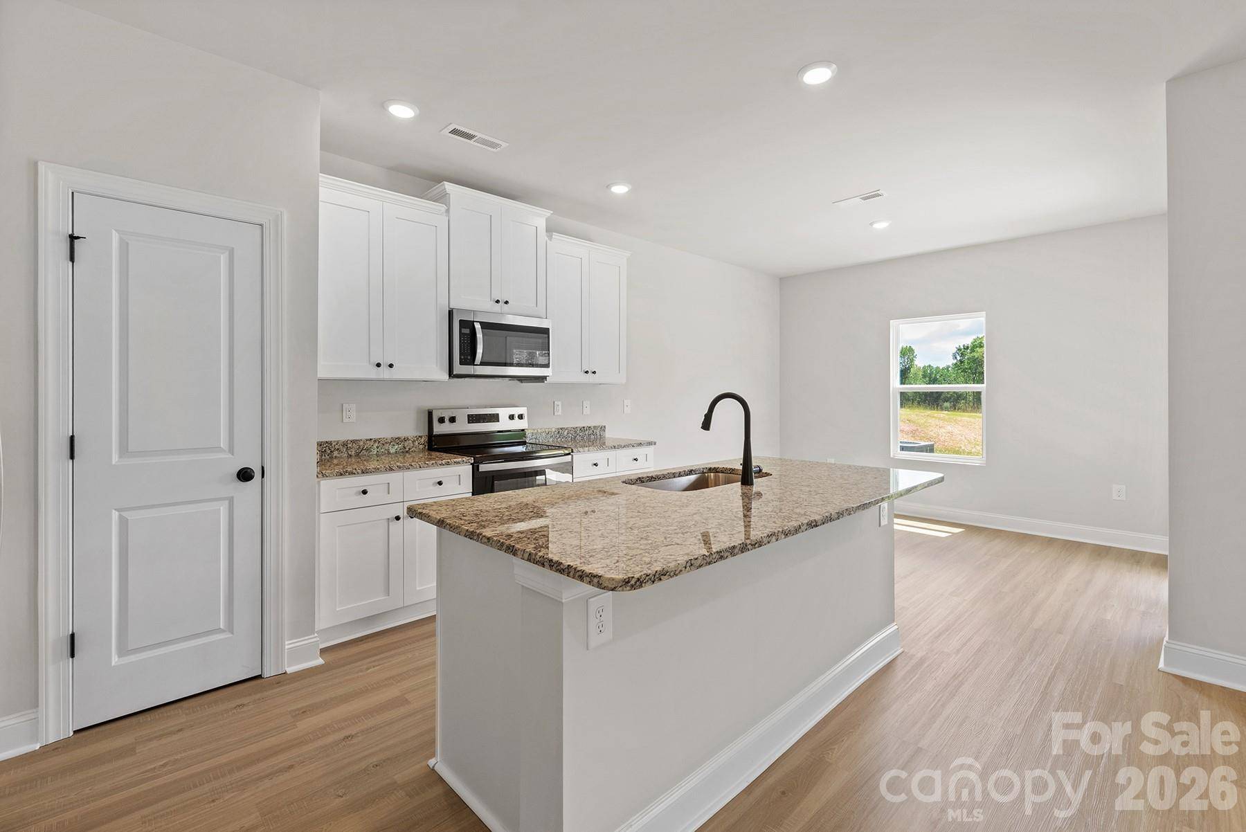 3342 Yorkshire DR, Gastonia, NC 28052