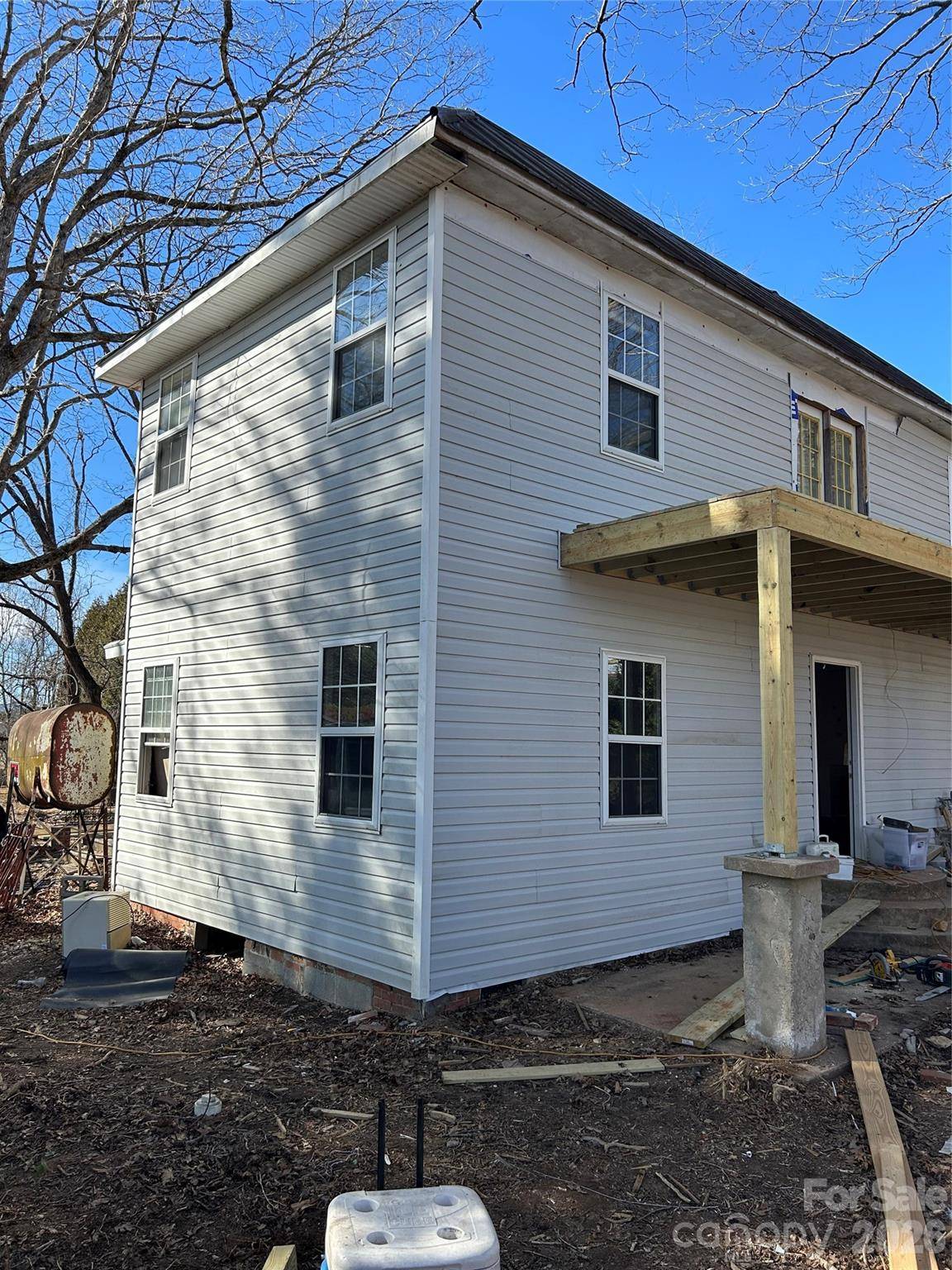 16 Mallory LN, Arden, NC 28704