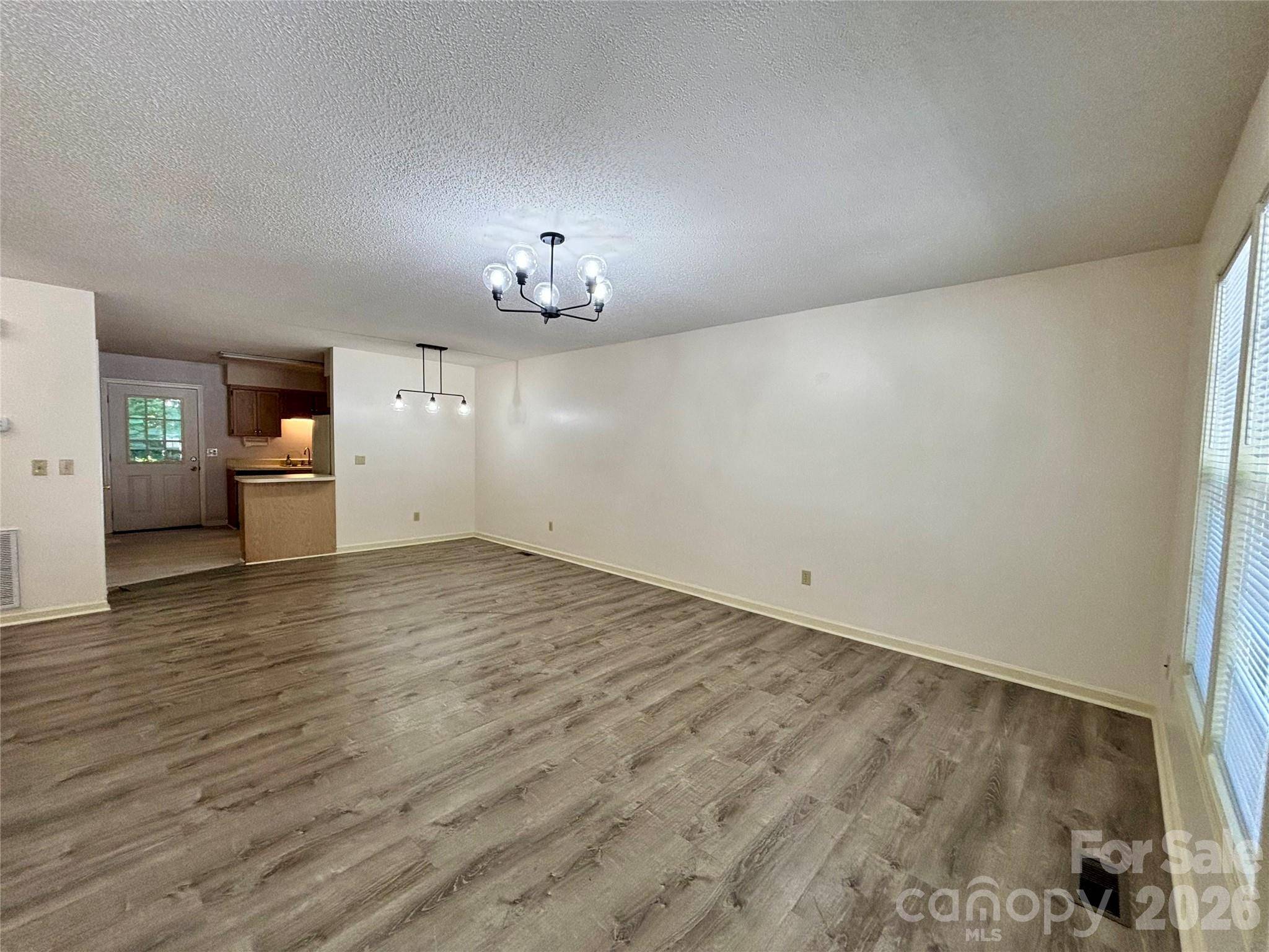 160 Whispering Pines DR, Marion, NC 28752