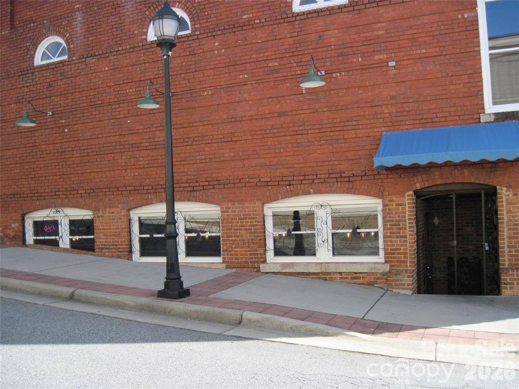 819 West AVE NW, Lenoir, NC 28645