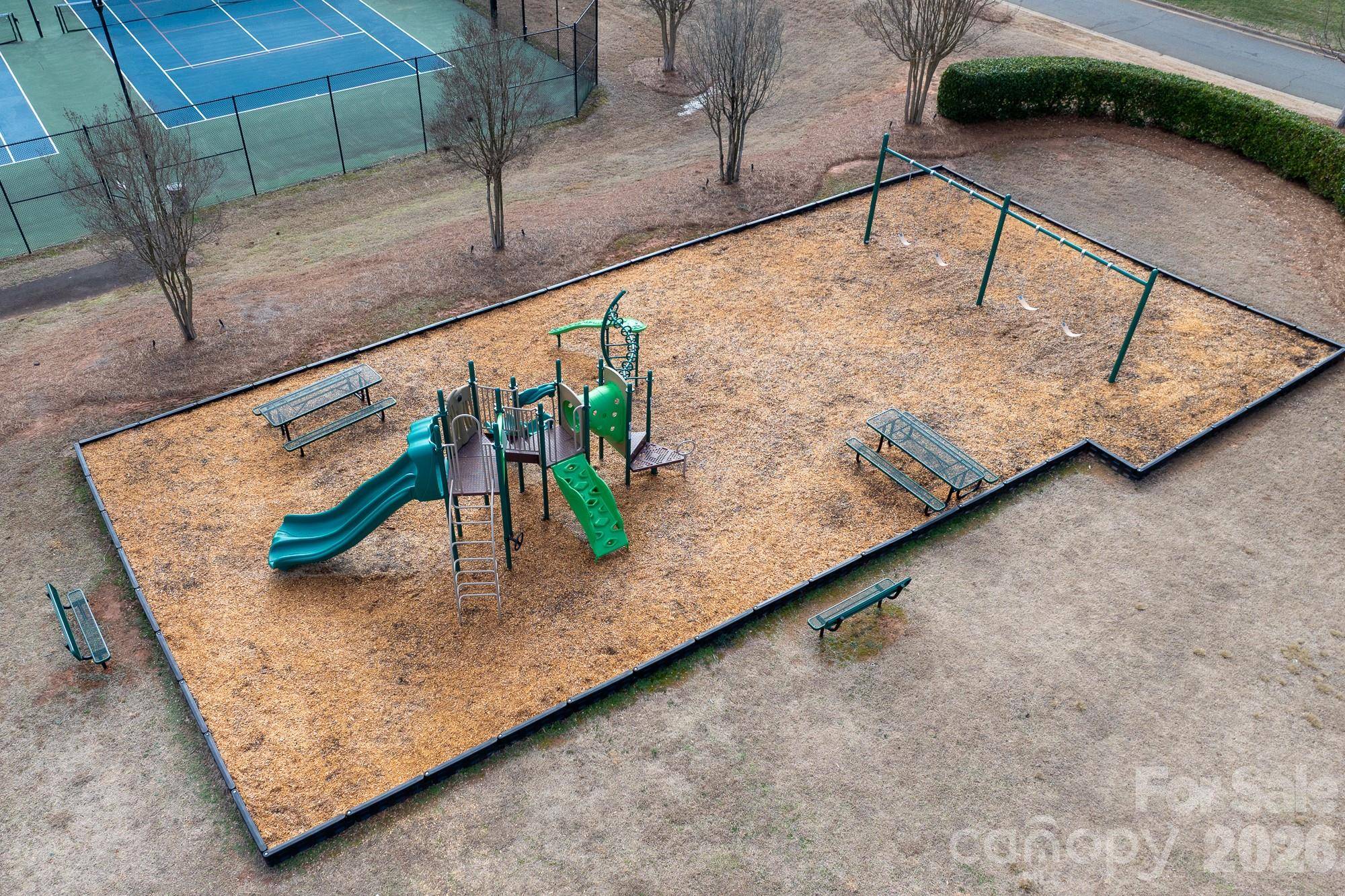4012 Beechwood Spring LN, Belmont, NC 28012