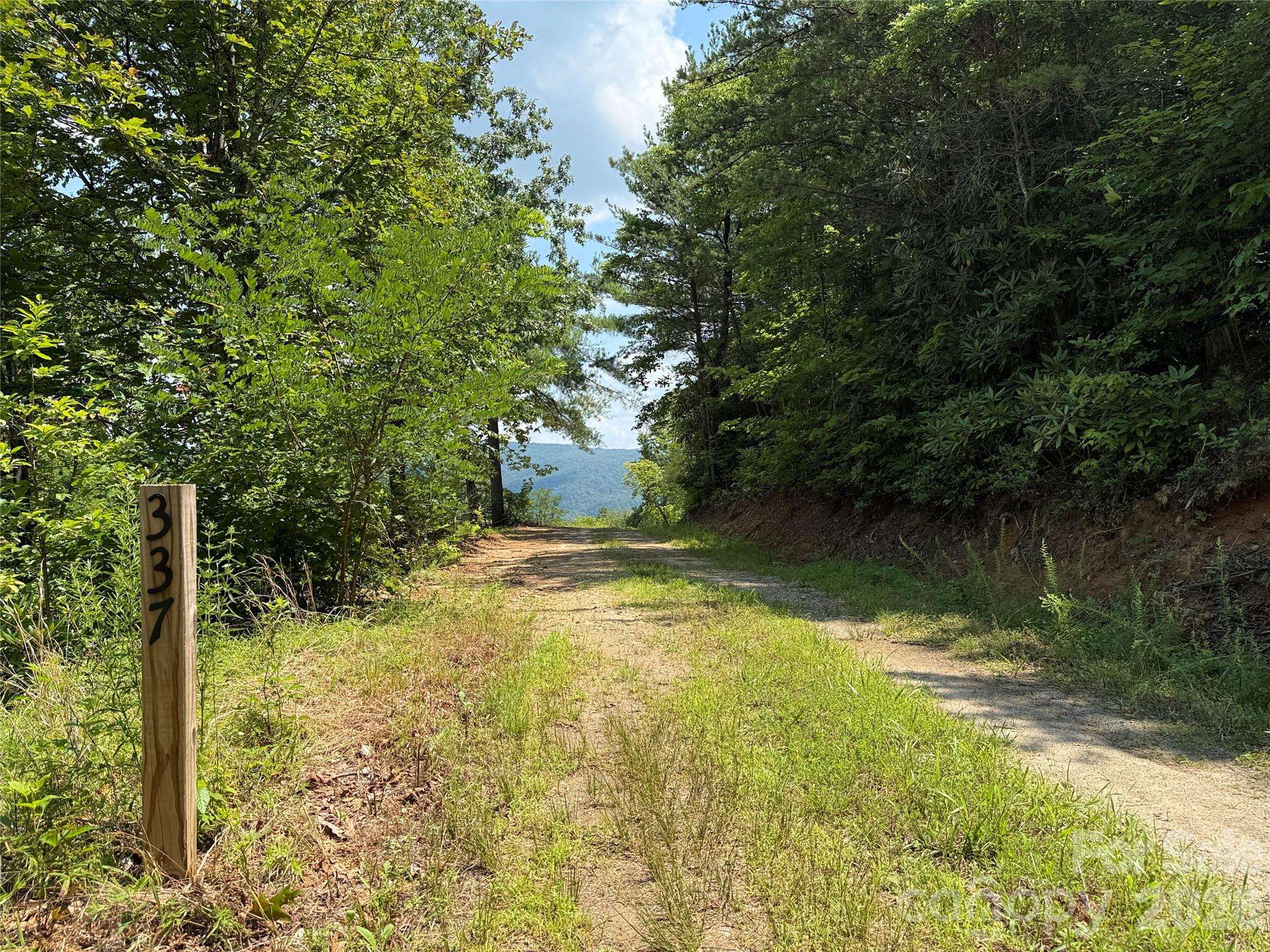 337 Lucas Path DR #69, Purlear, NC 28665