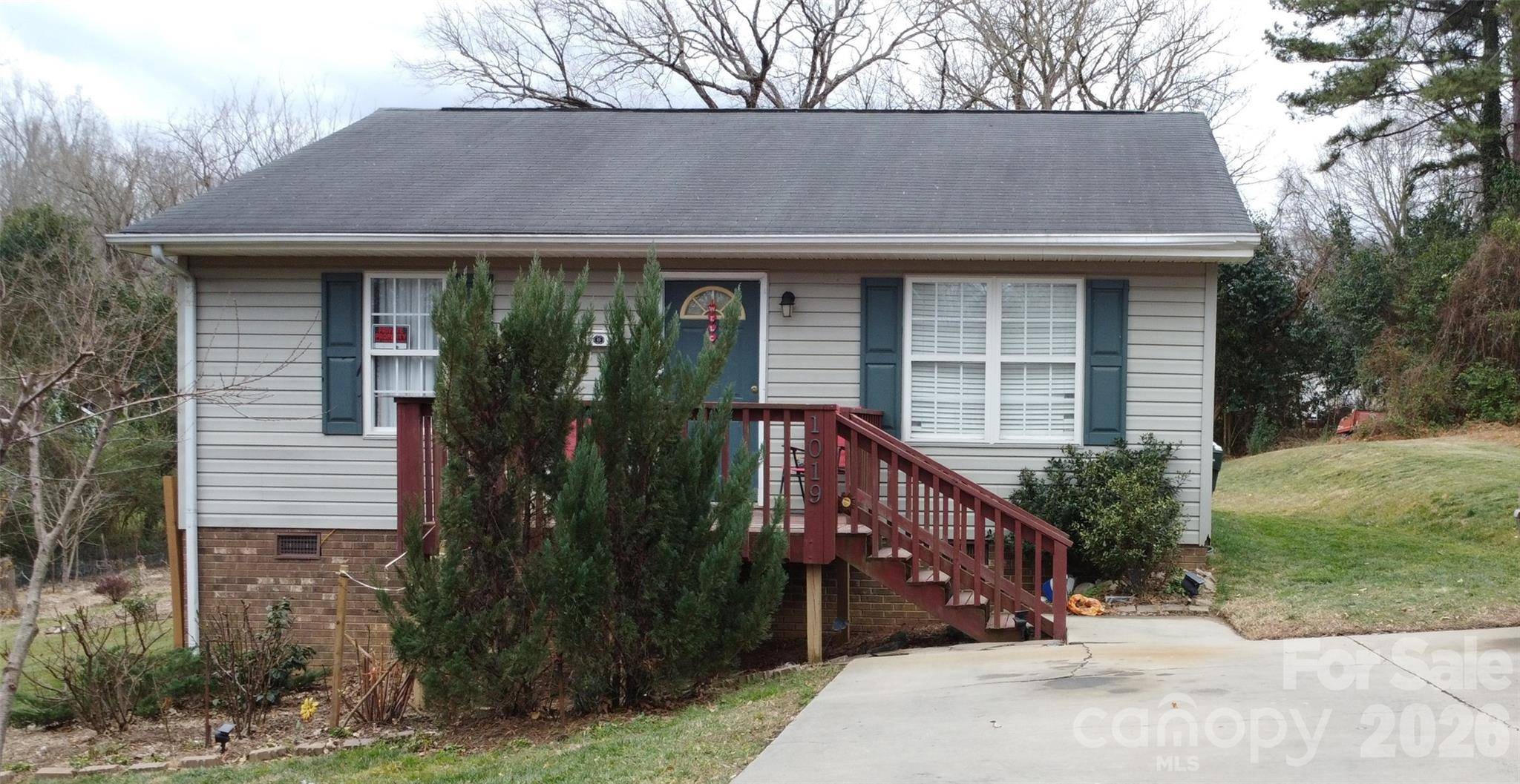 1019 W 7th AVE, Gastonia, NC 28052