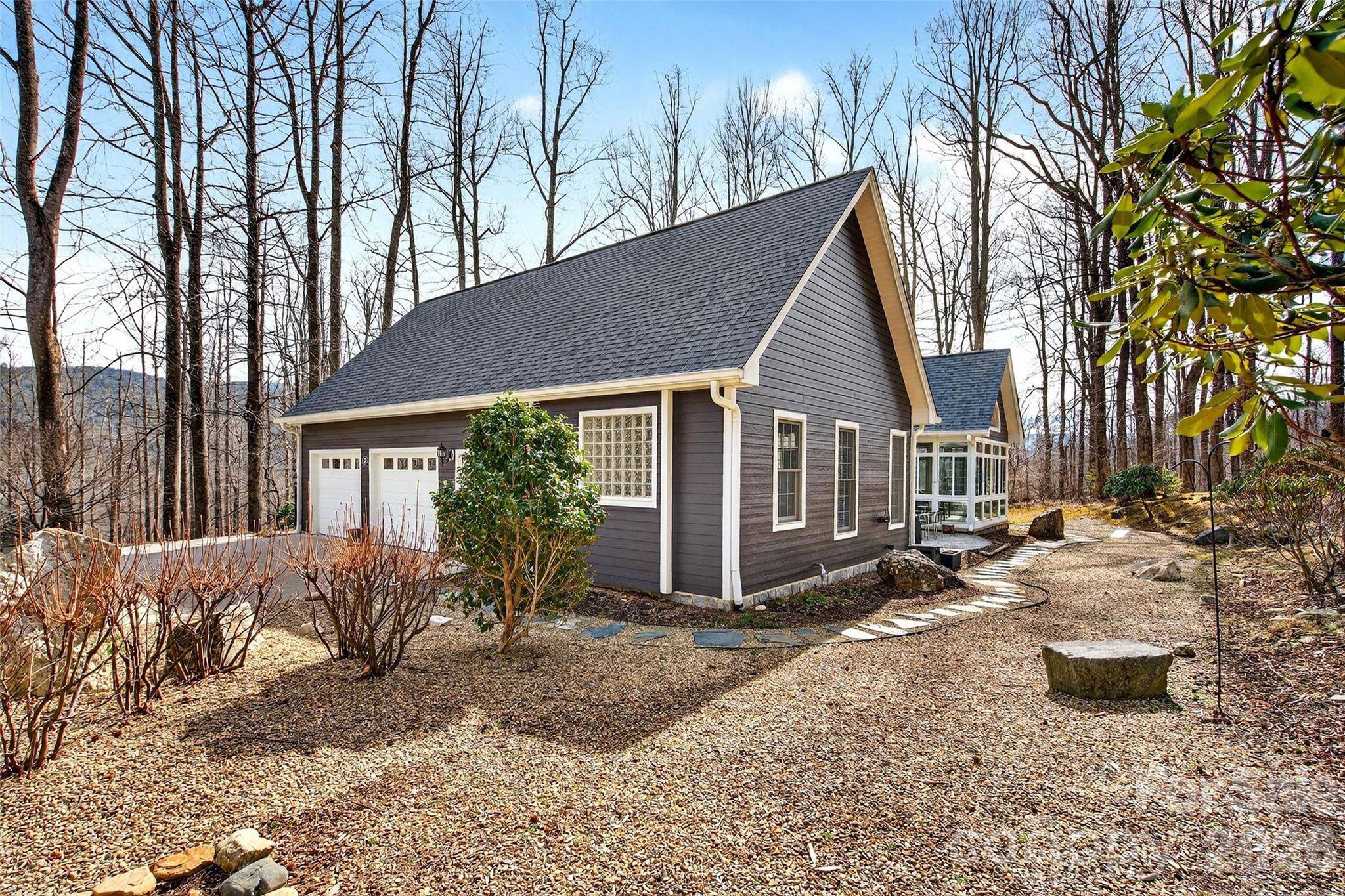 219 Catawba DR, Marion, NC 28752