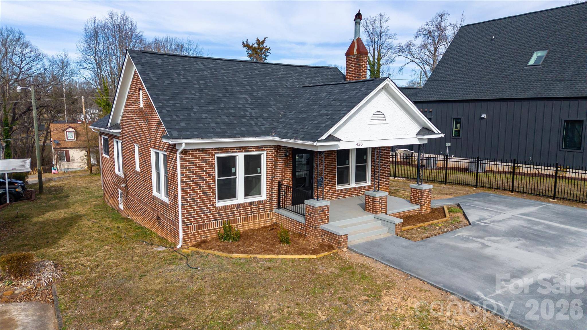 430 N Green ST, Morganton, NC 28655