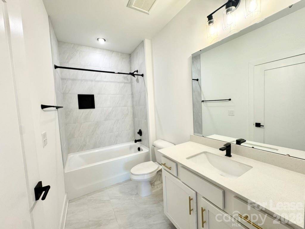175 W Black ST #309, Rock Hill, SC 29730