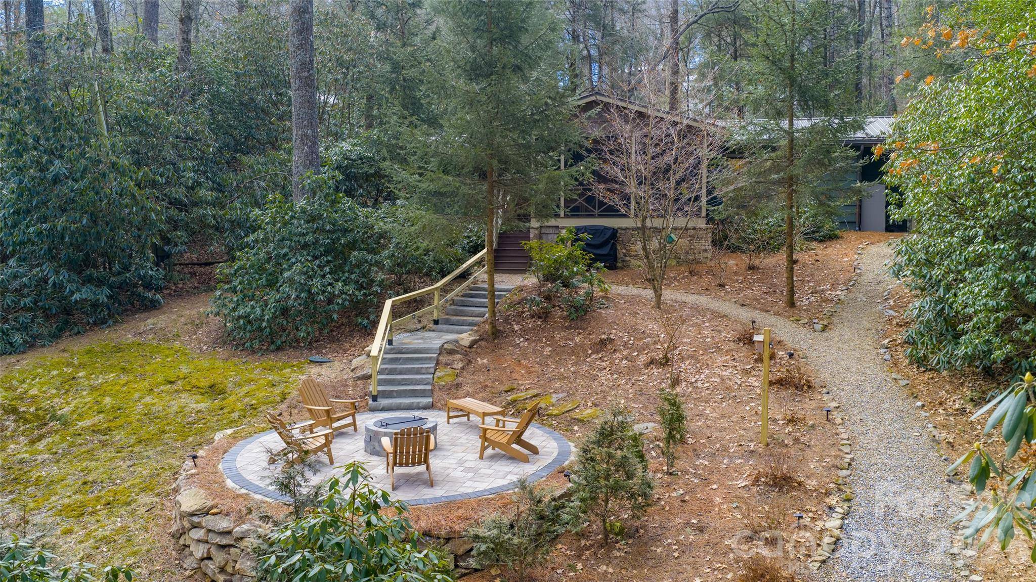 464 Franklin RD, Highlands, NC 28741