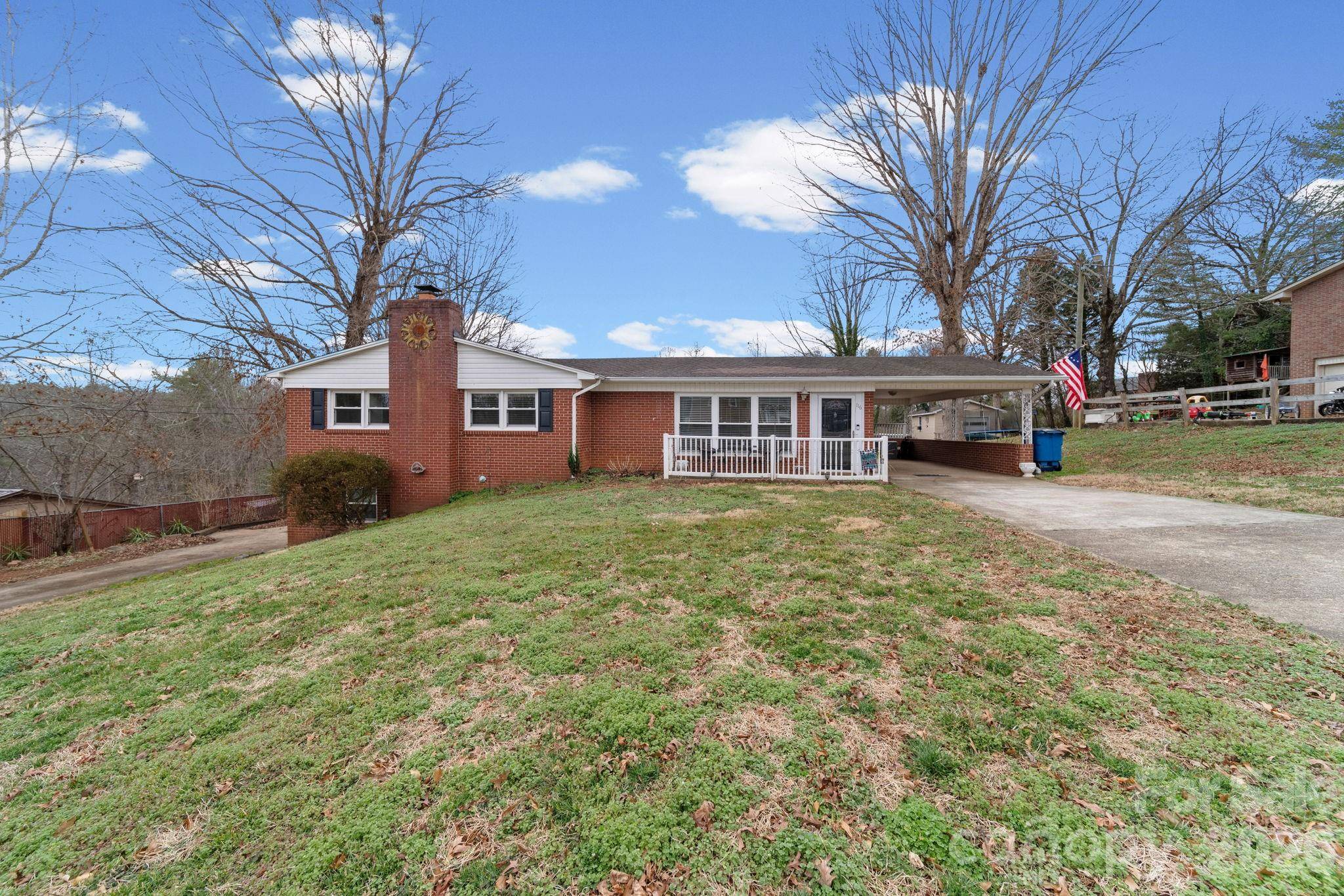 116 Hilltop AVE, Valdese, NC 28690