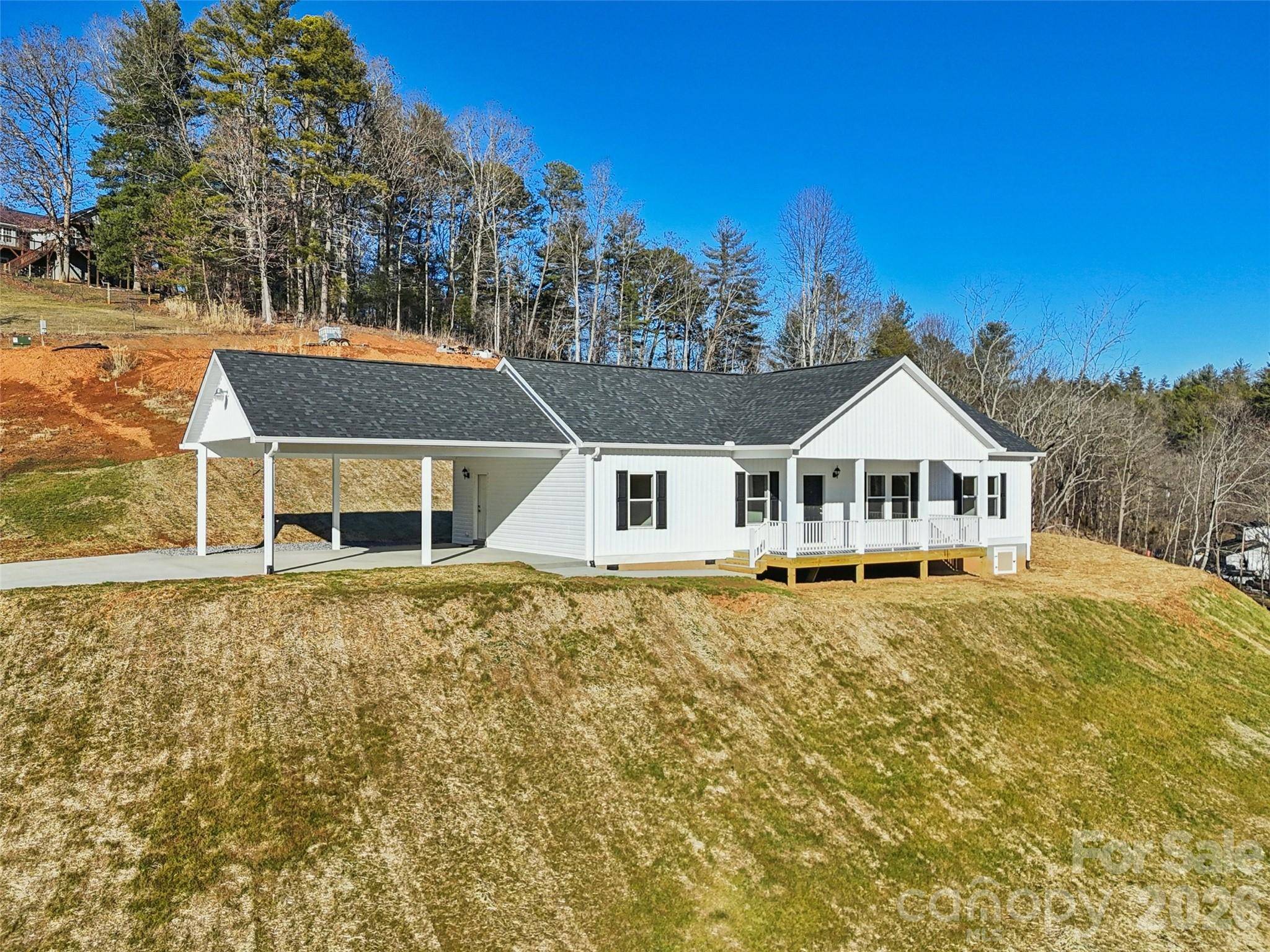56 Big Branch DR, Mars Hill, NC 28754