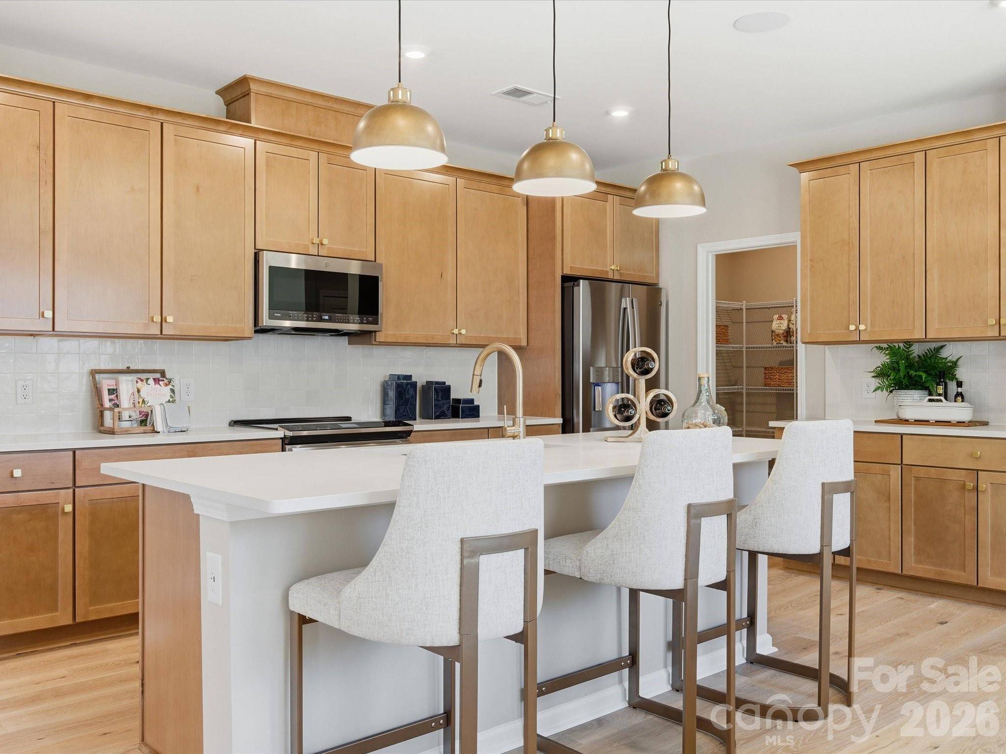 7141 Archimedes LN, Charlotte, NC 28216