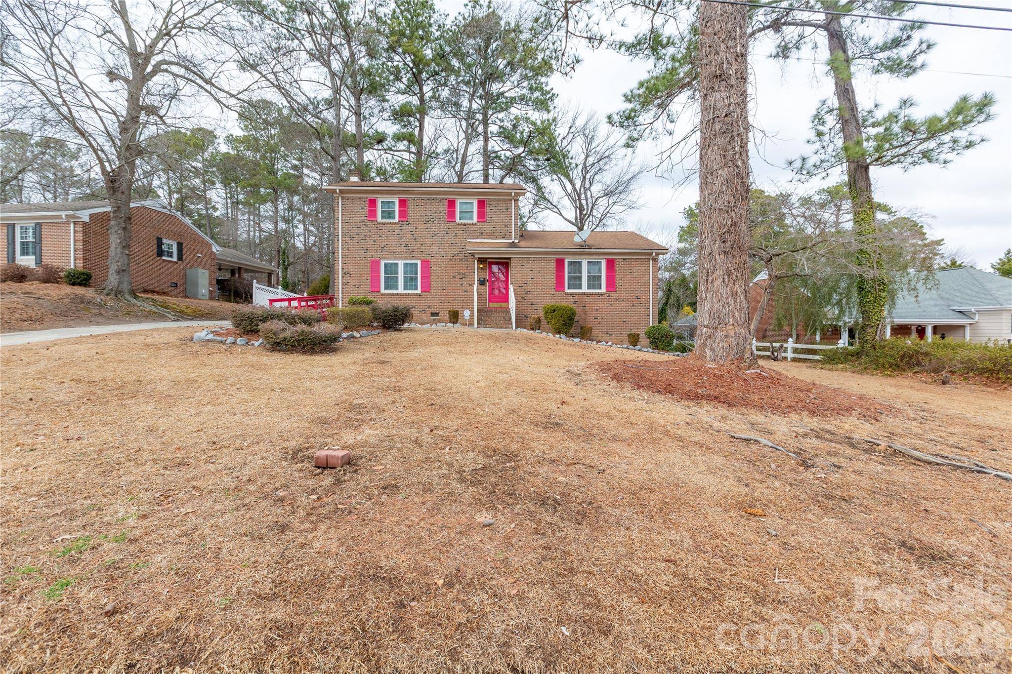 611 Park AVE, Roanoke Rapids, NC 27870