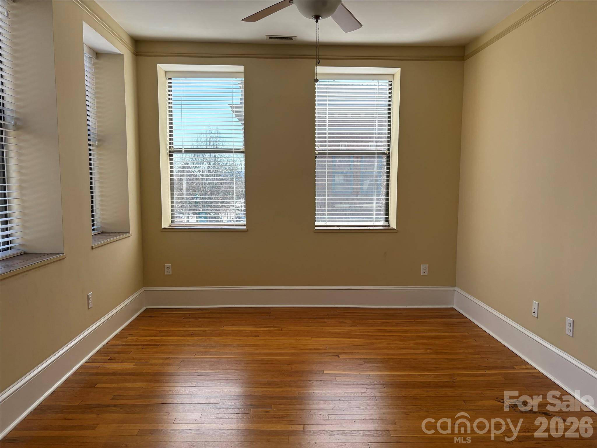 501 N Main ST, Hendersonville, NC 28792