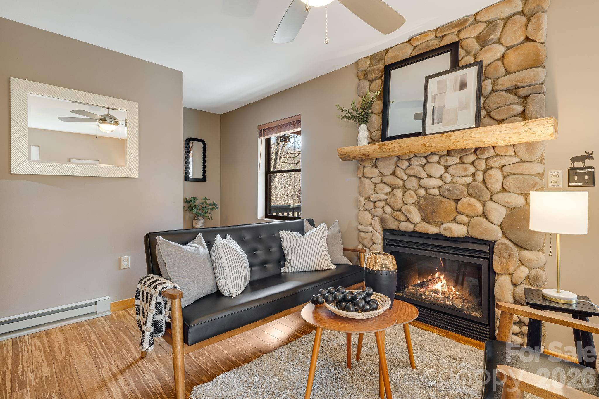 41 Gold Anchor LN, Black Mountain, NC 28711