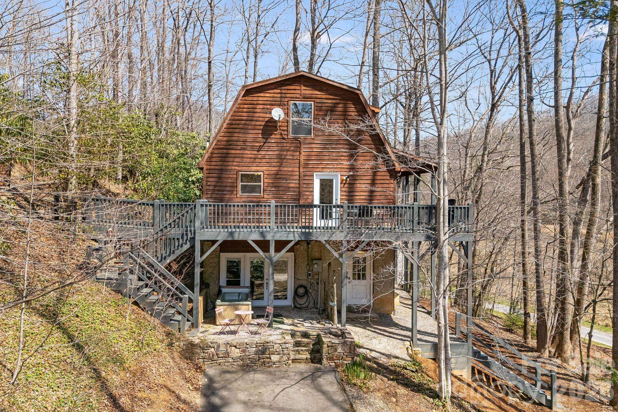 41 Gold Anchor LN, Black Mountain, NC 28711