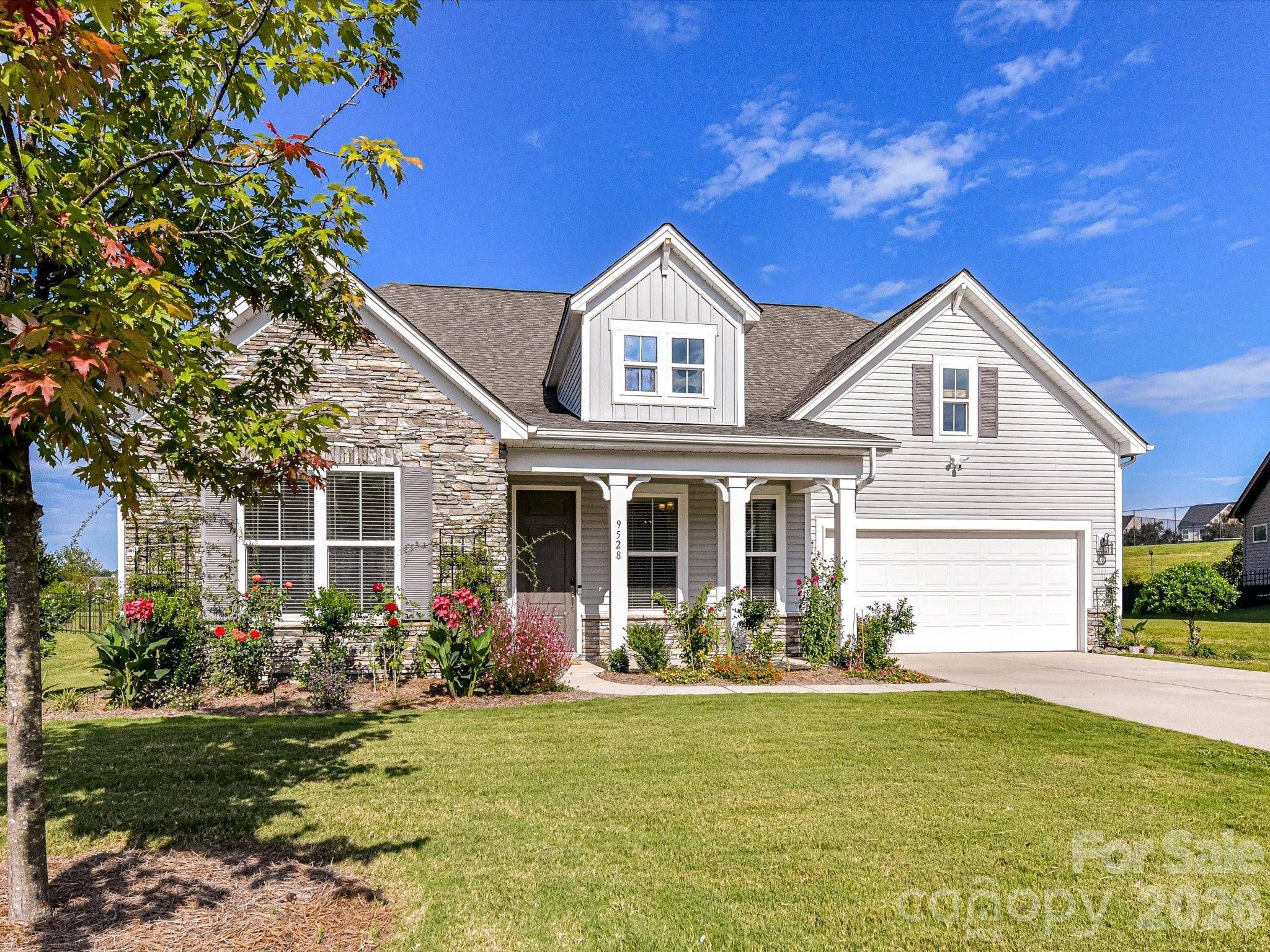 9528 Horsebit LN, Concord, NC 28027