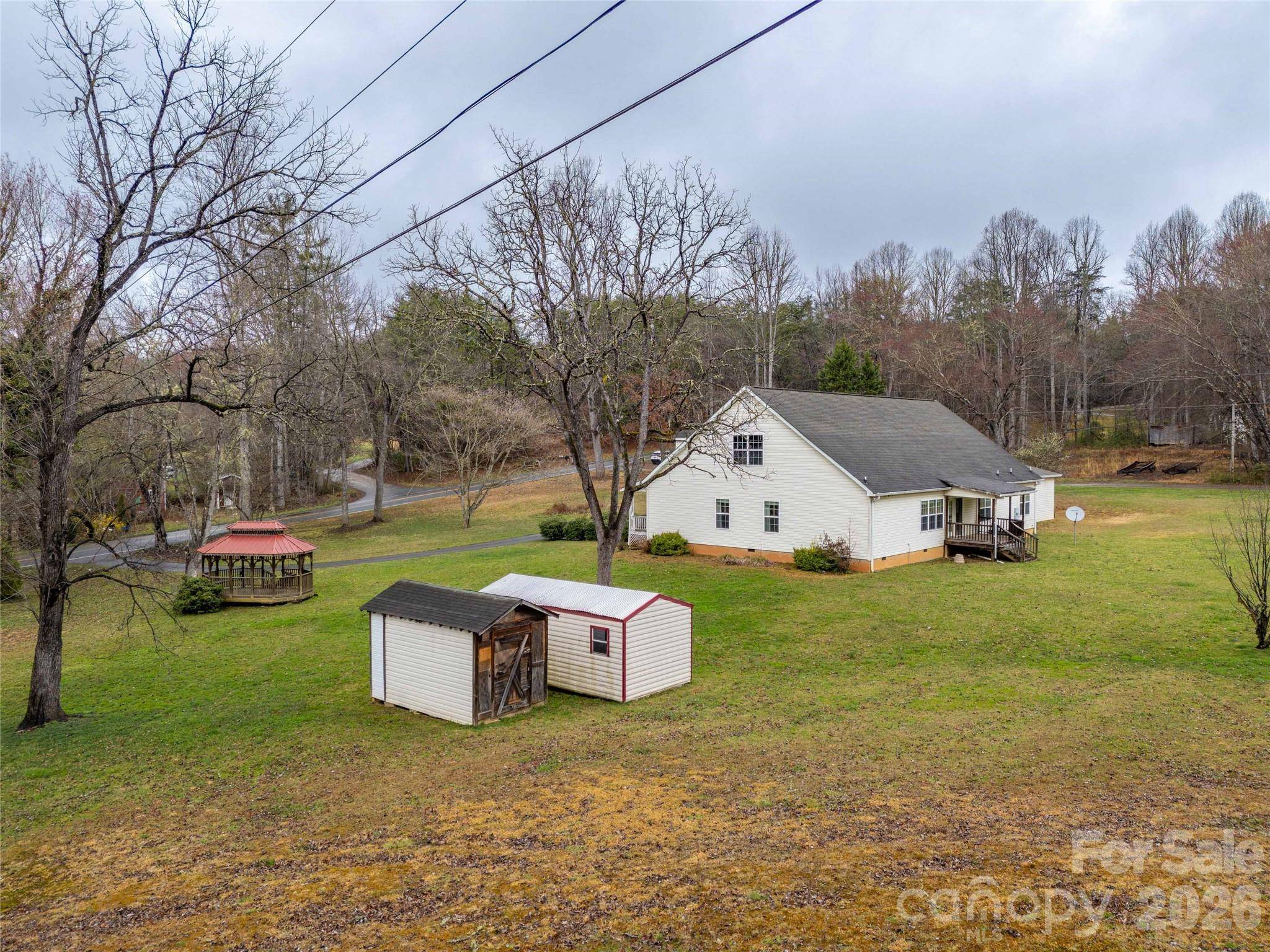 1564 Camp Creek RD, Whittier, NC 28789