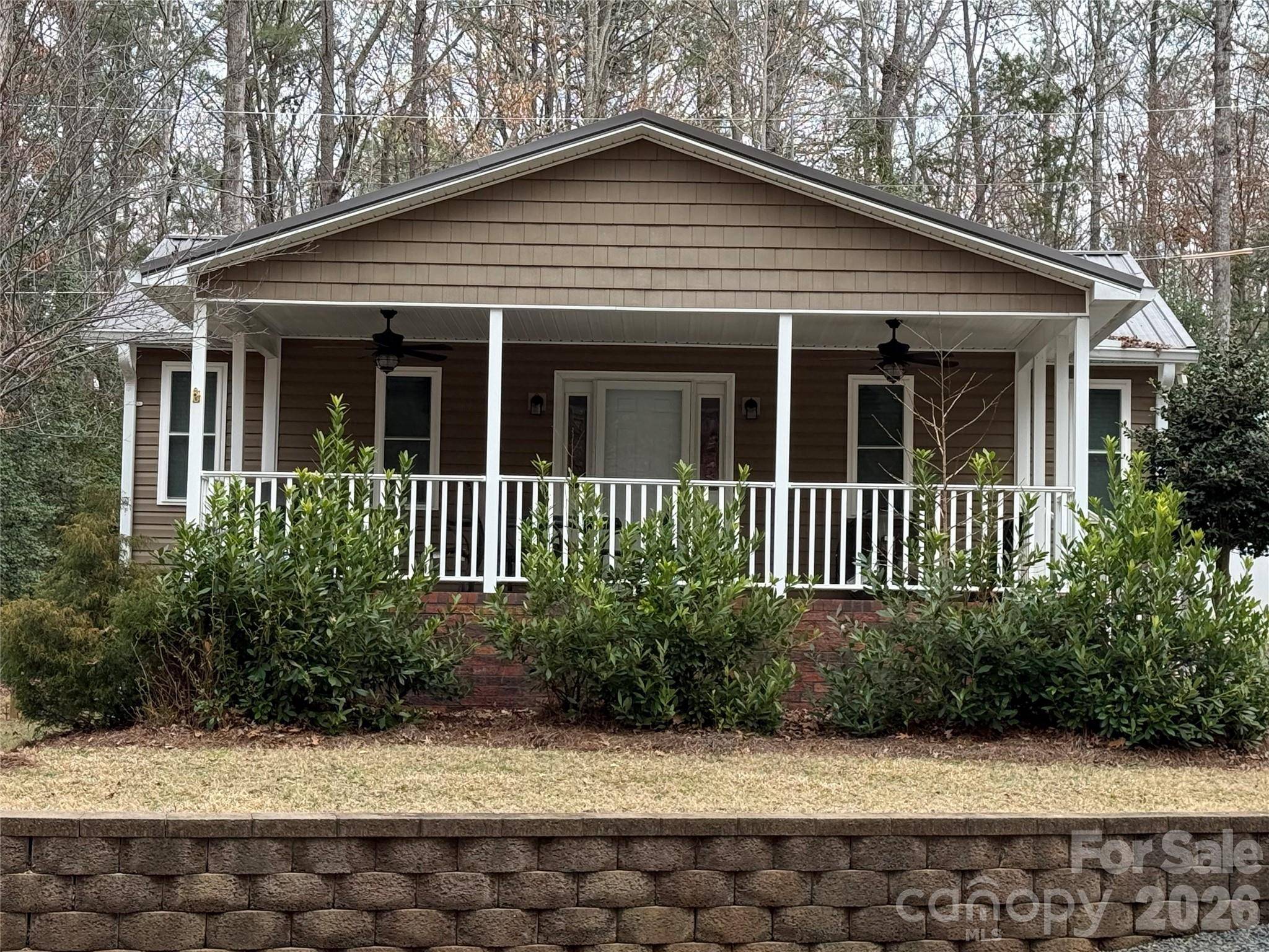 110 Indian Harbor CIR #E237/238, Mount Gilead, NC 27306