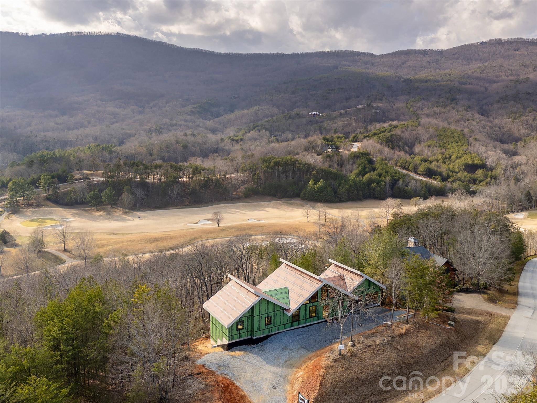 788 E Deep Gap Farm RD, Mill Spring, NC 28756