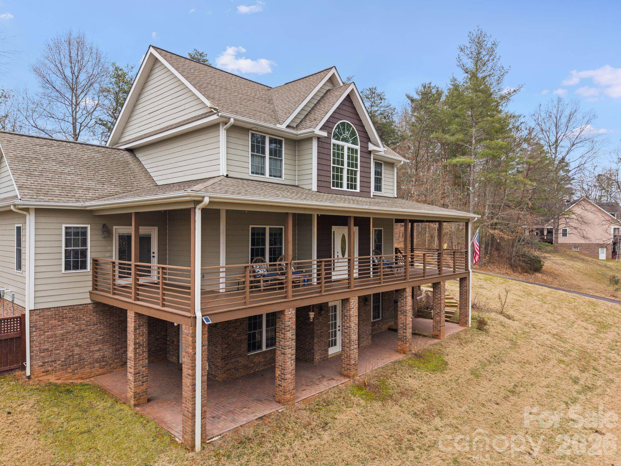 21 Hope RD, Weaverville, NC 28787