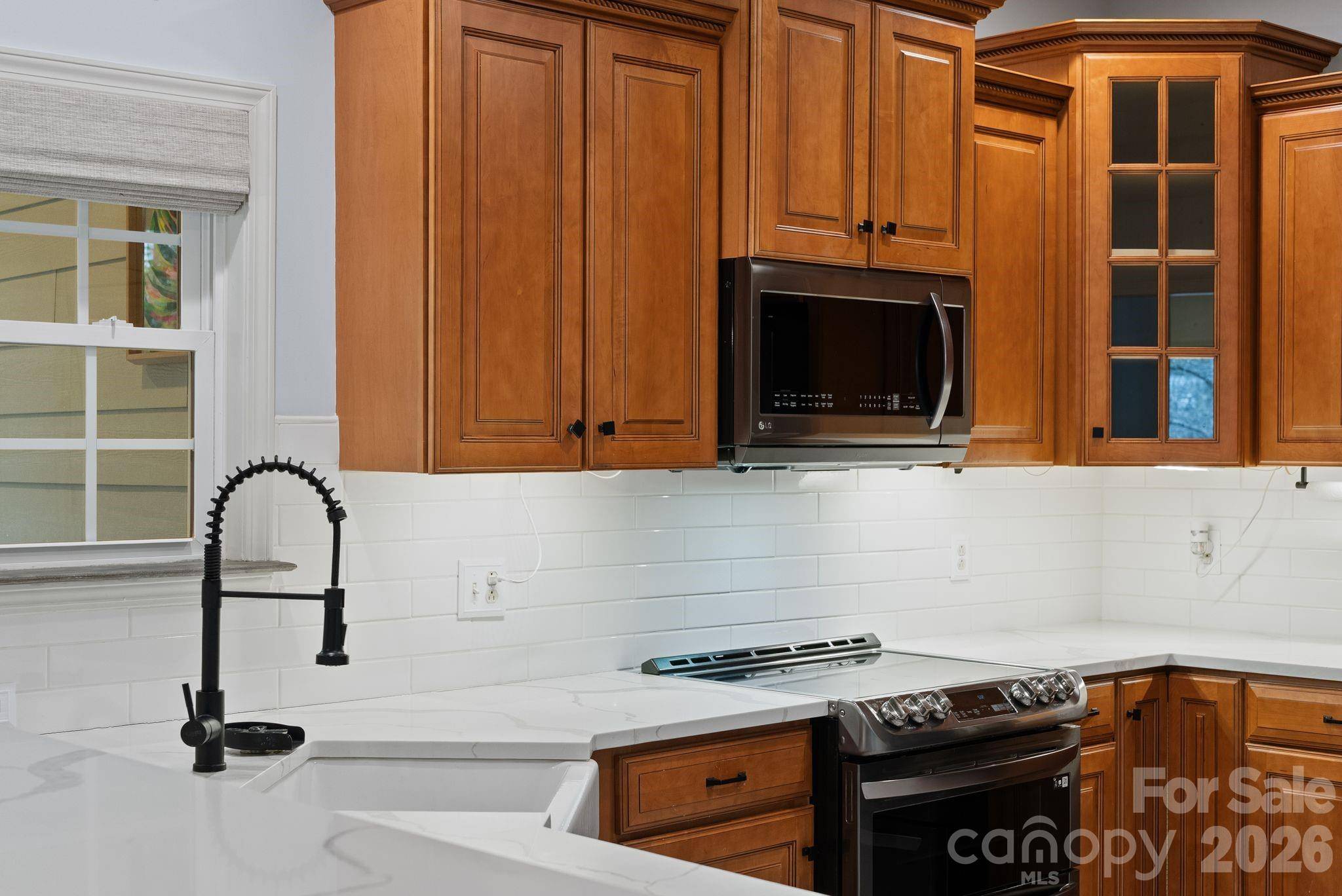 21 Hope RD, Weaverville, NC 28787