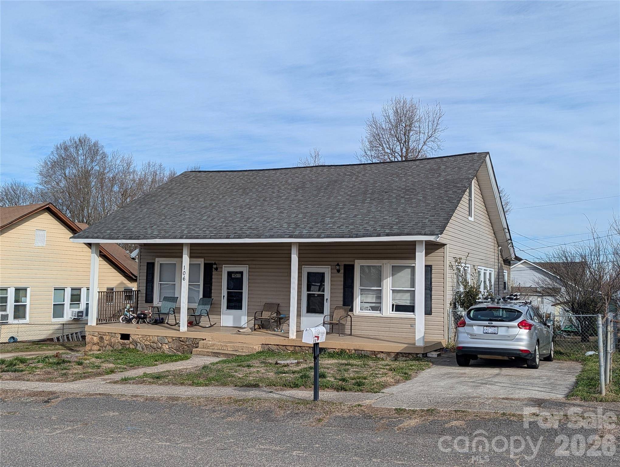 106 E Spencer AVE, Gastonia, NC 28054