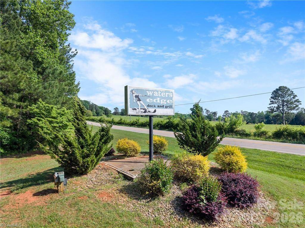 257 Boat Club LN, Salisbury, NC 28146