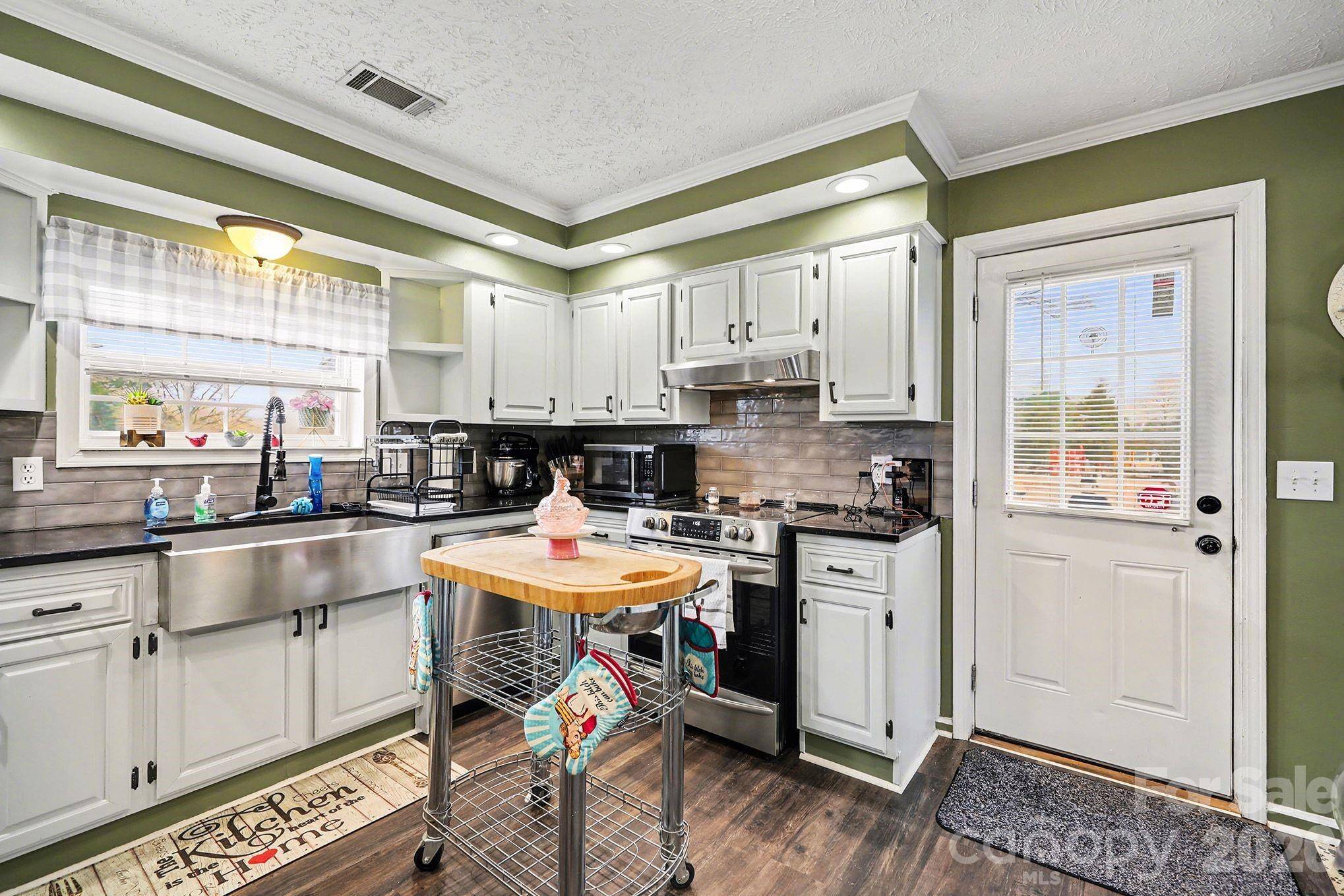 2166 Statesville HWY, Mooresville, NC 28115