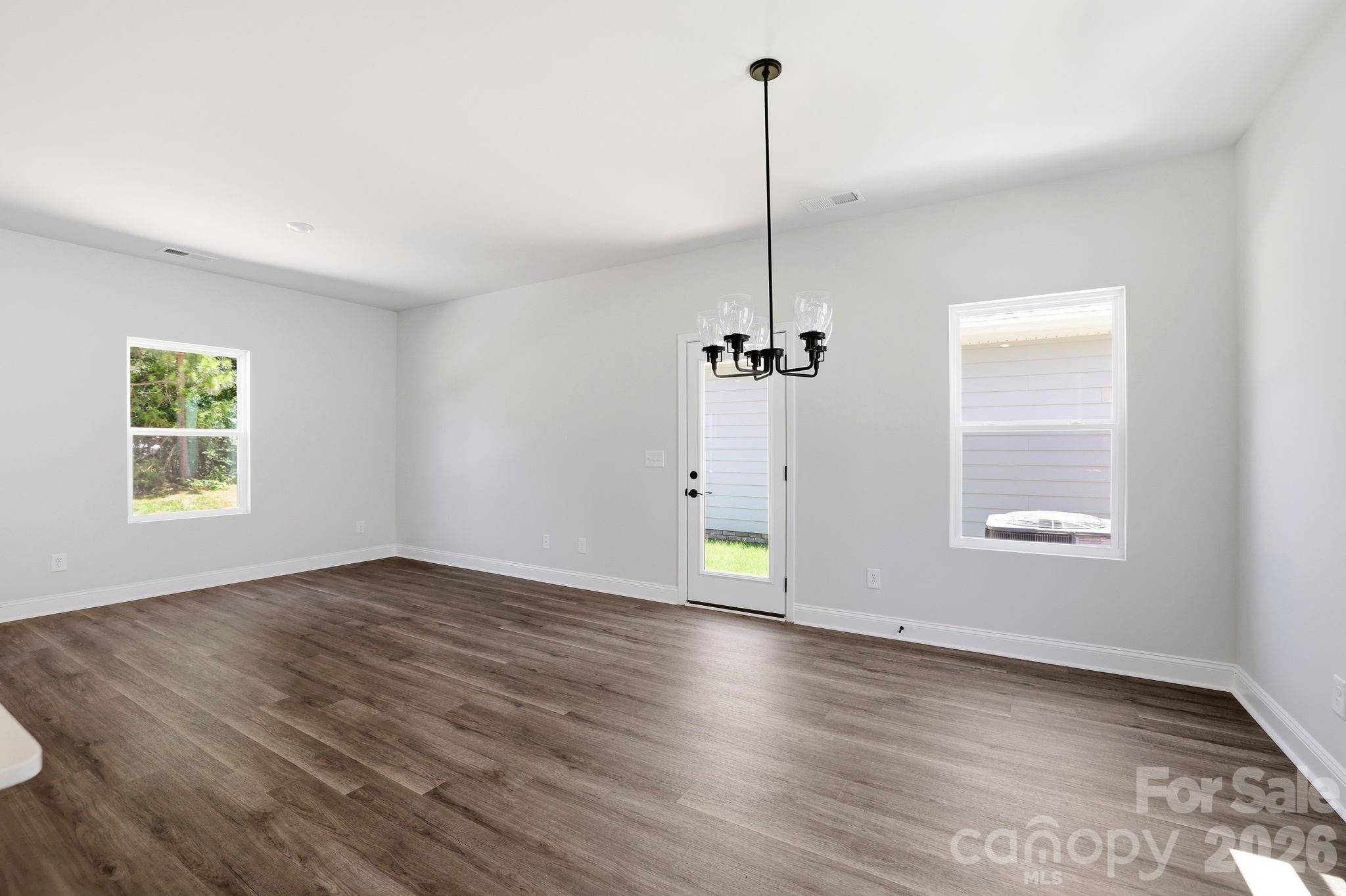 4009 Grommet CT, Matthews, NC 28105