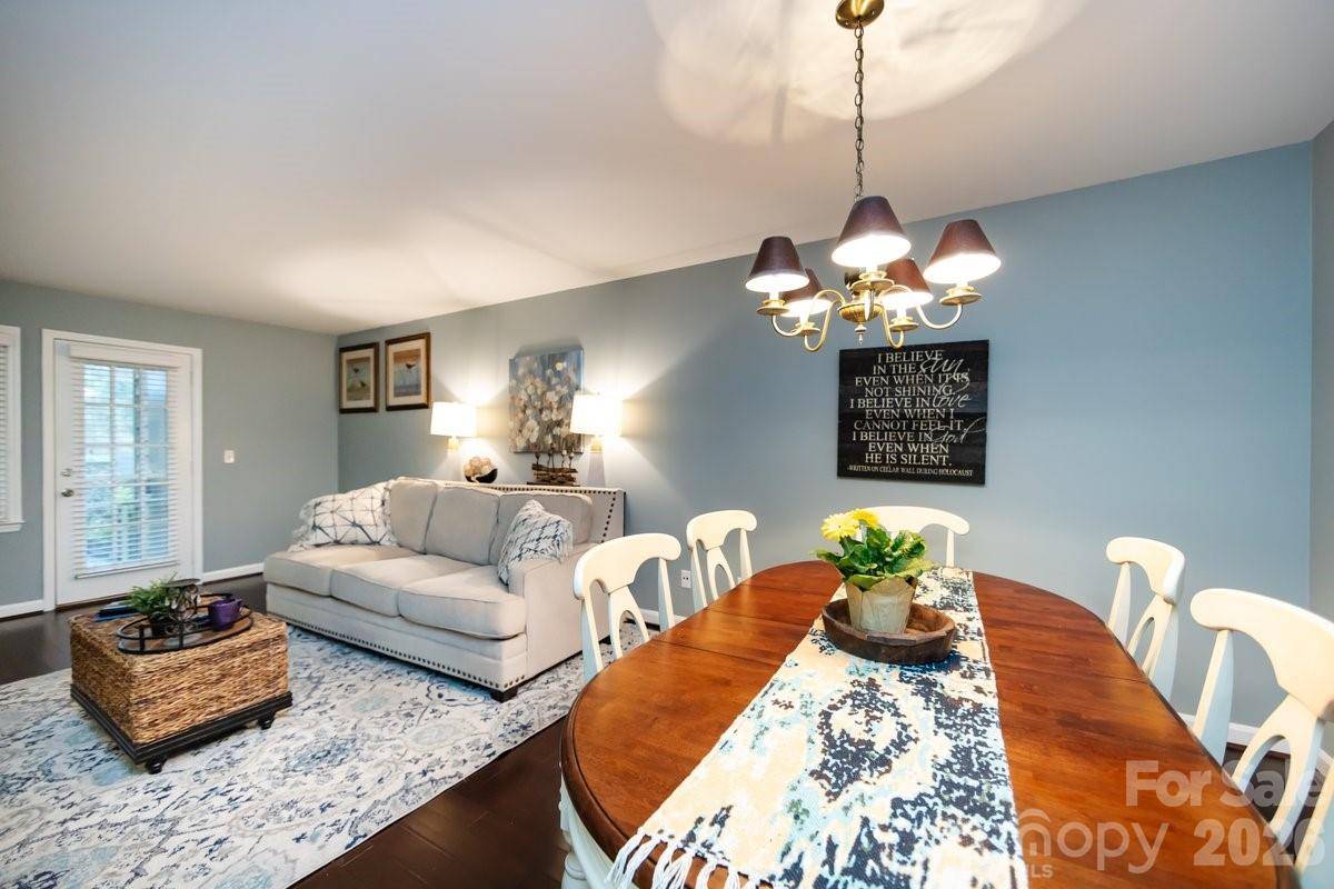 3929 Colony Crossing DR, Charlotte, NC 28226