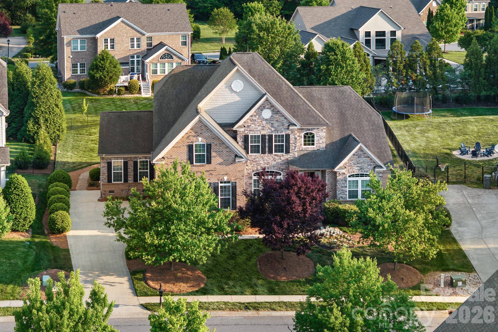 8480 Penton PL, Harrisburg, NC 28075