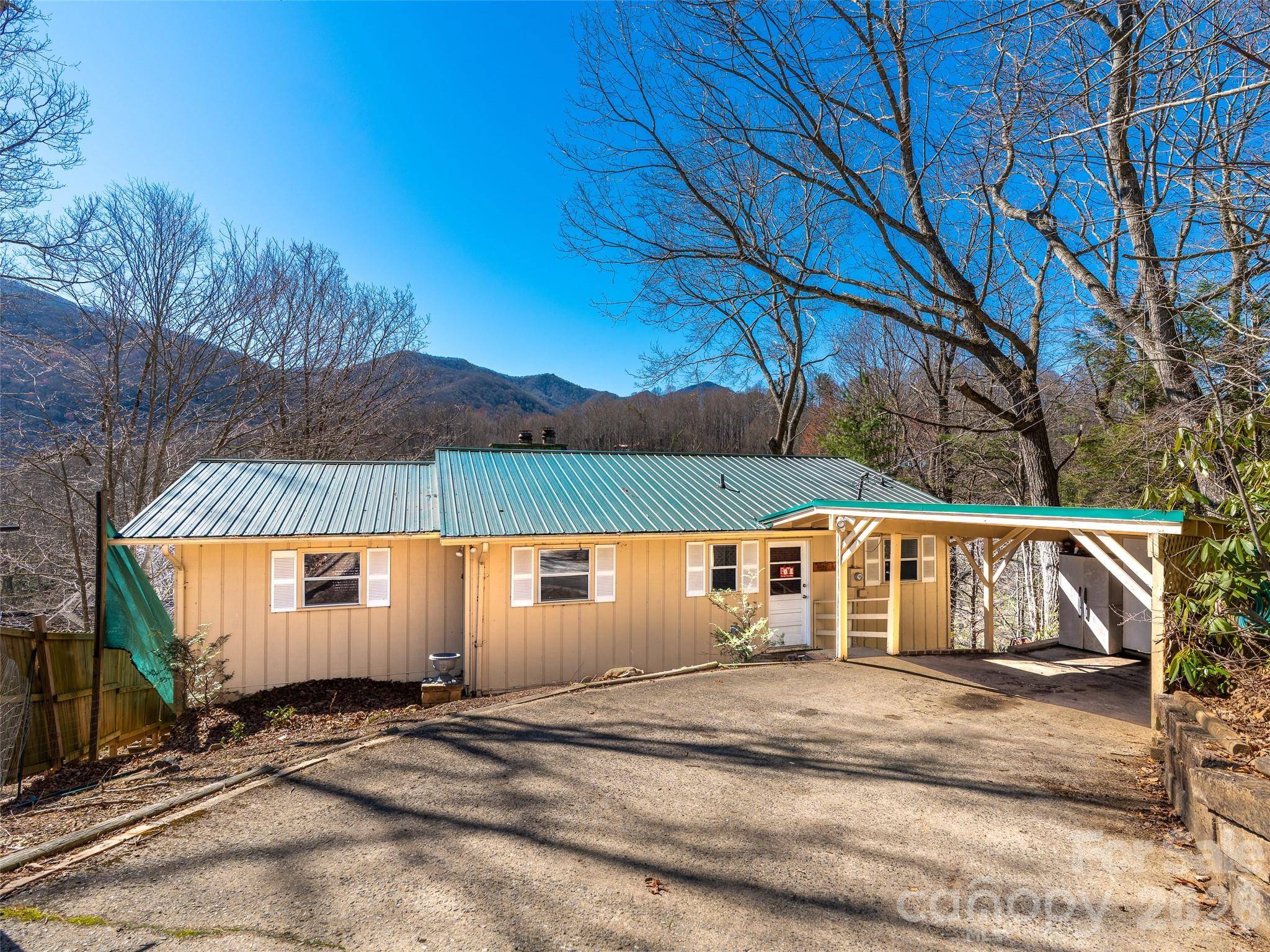 174 Pleasant RDG, Maggie Valley, NC 28751