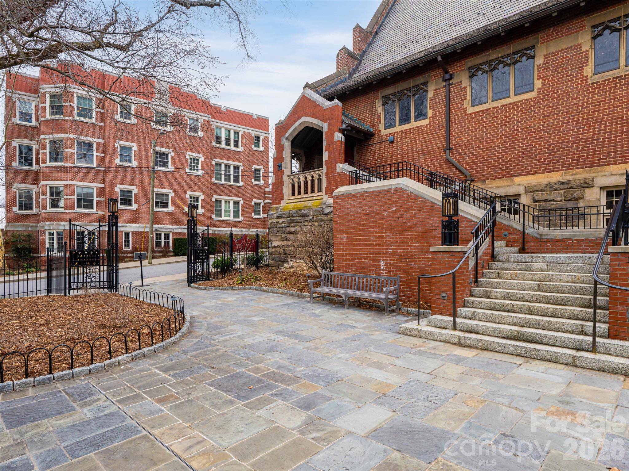 61 Church ST #103, Asheville, NC 28801
