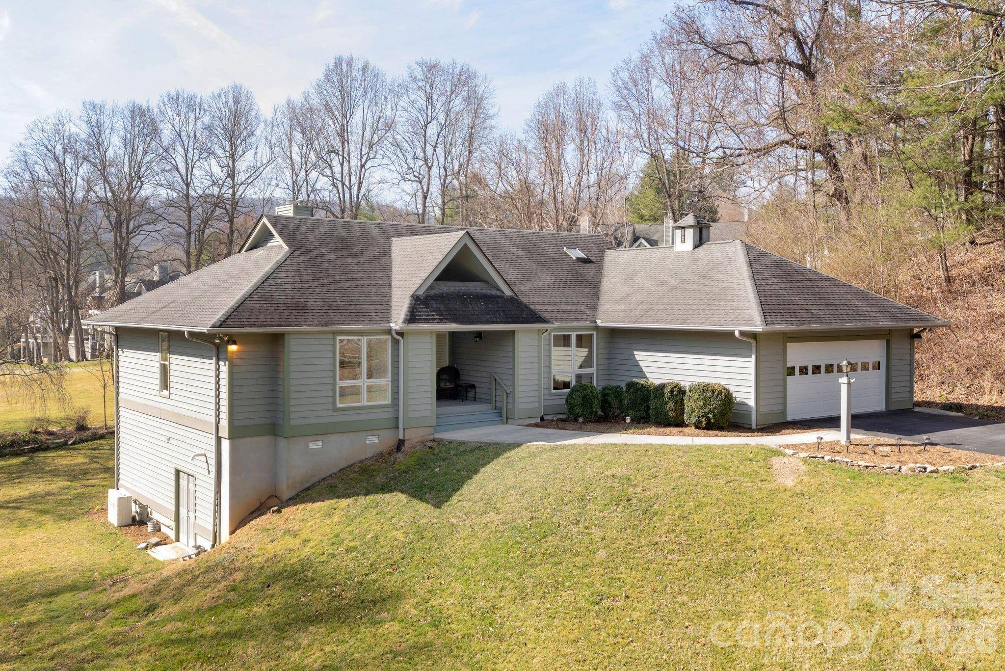 132 Broadmoor DR #V-1, Flat Rock, NC 28731