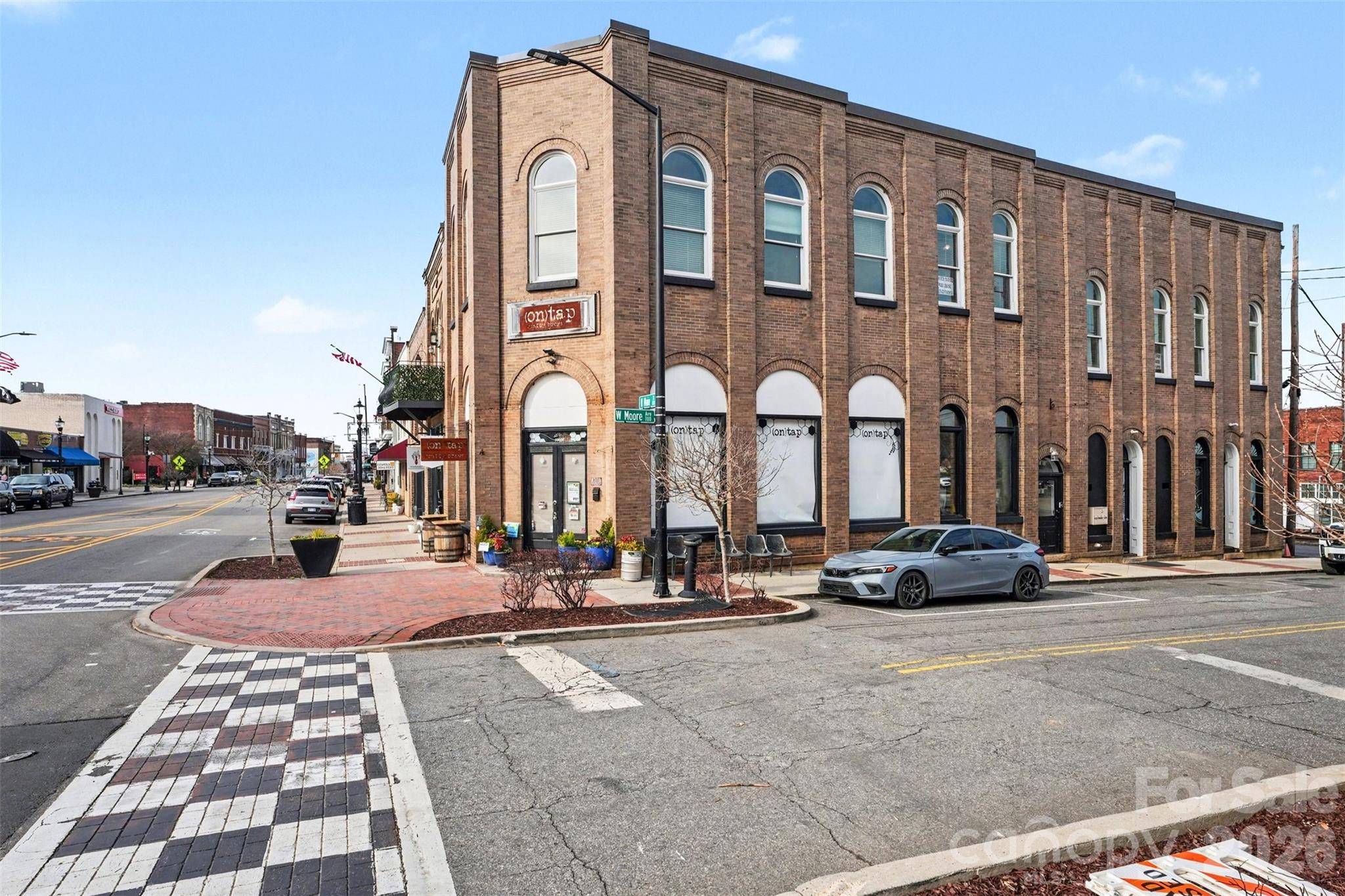 188 N Main ST, Mooresville, NC 28115