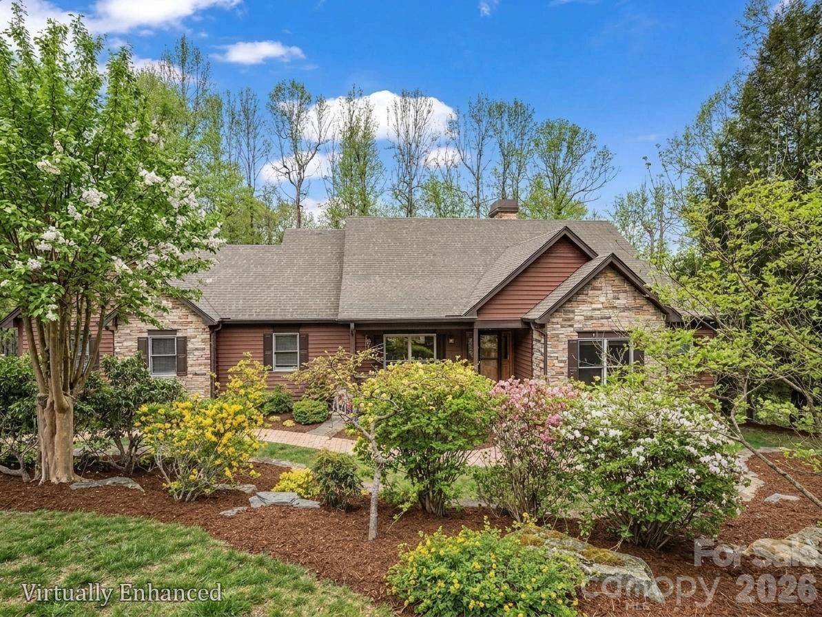 140 Mount Hebron RD, Hendersonville, NC 28739