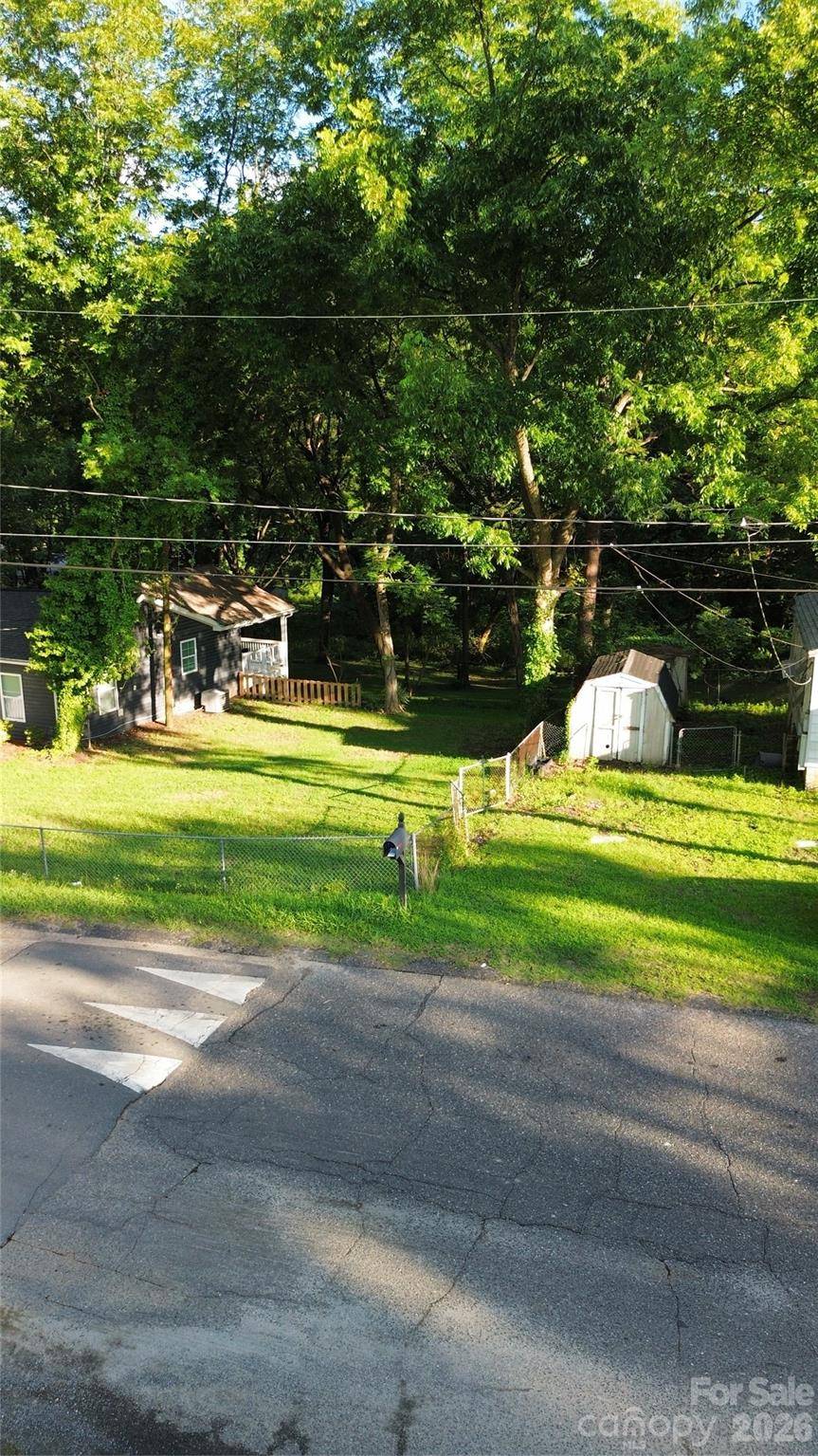 2405 Mary AVE, Gaston, NC 28052