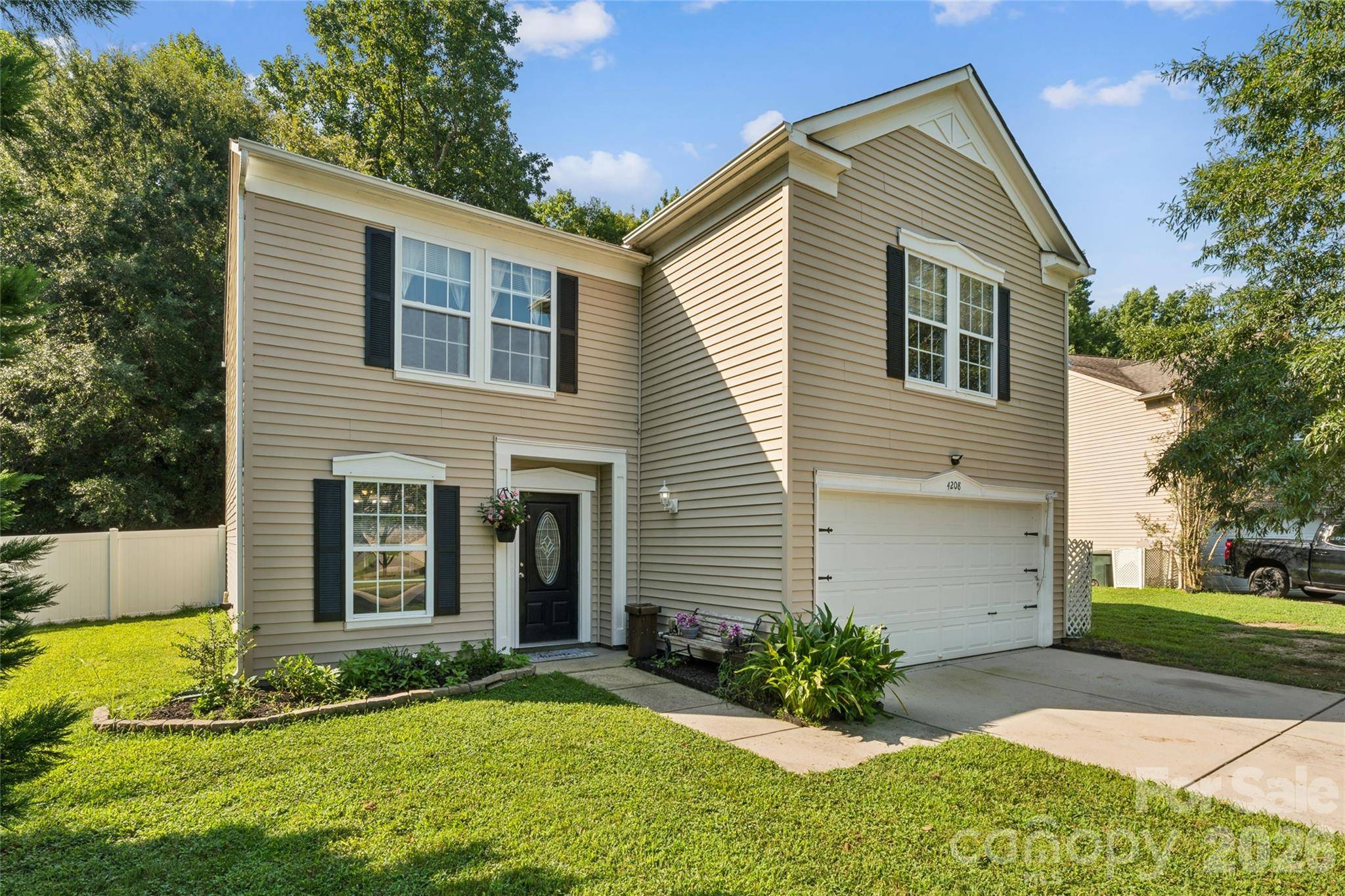 4208 Shasta CIR, Clover, SC 29710